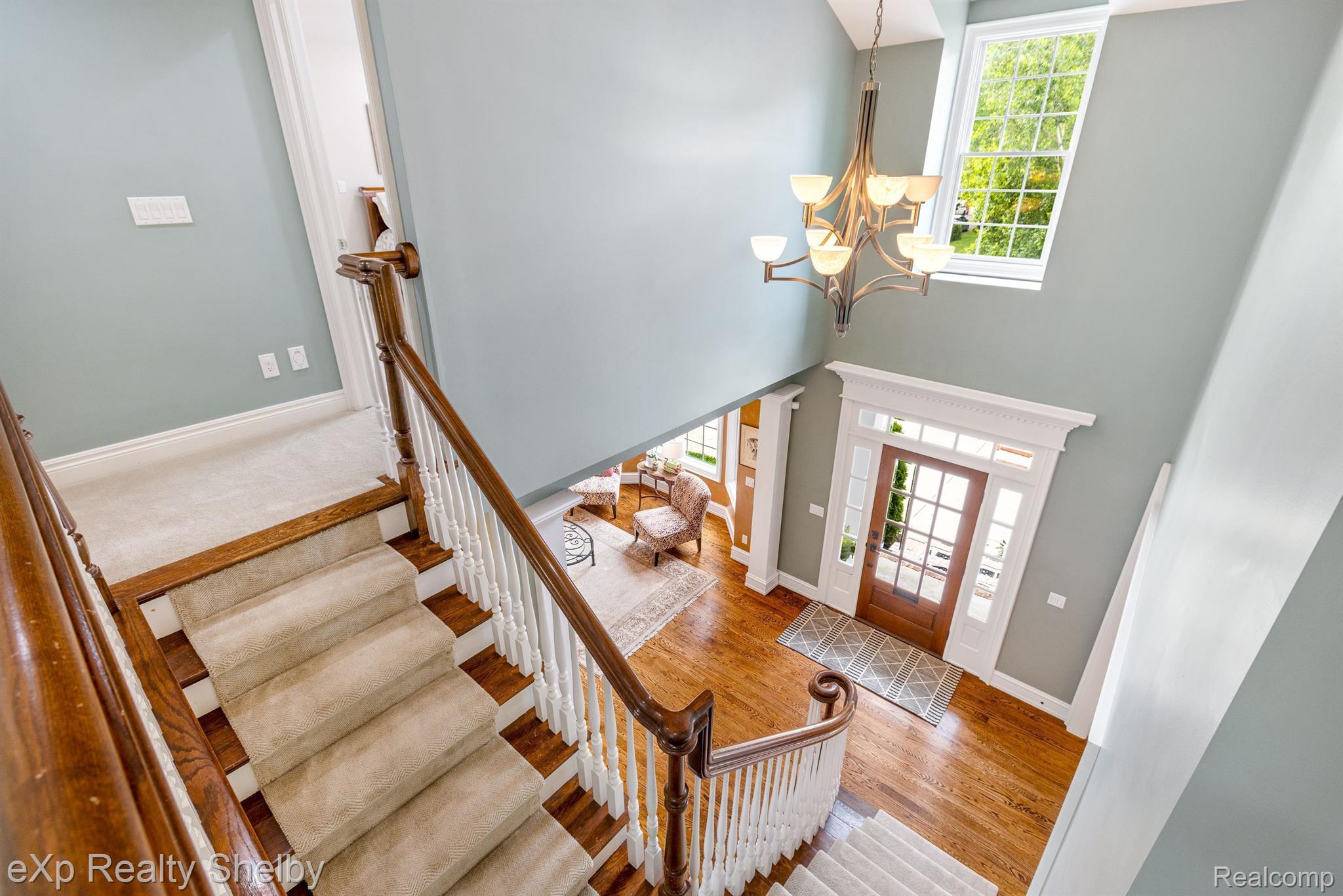 1008 KENSINGTON Avenue