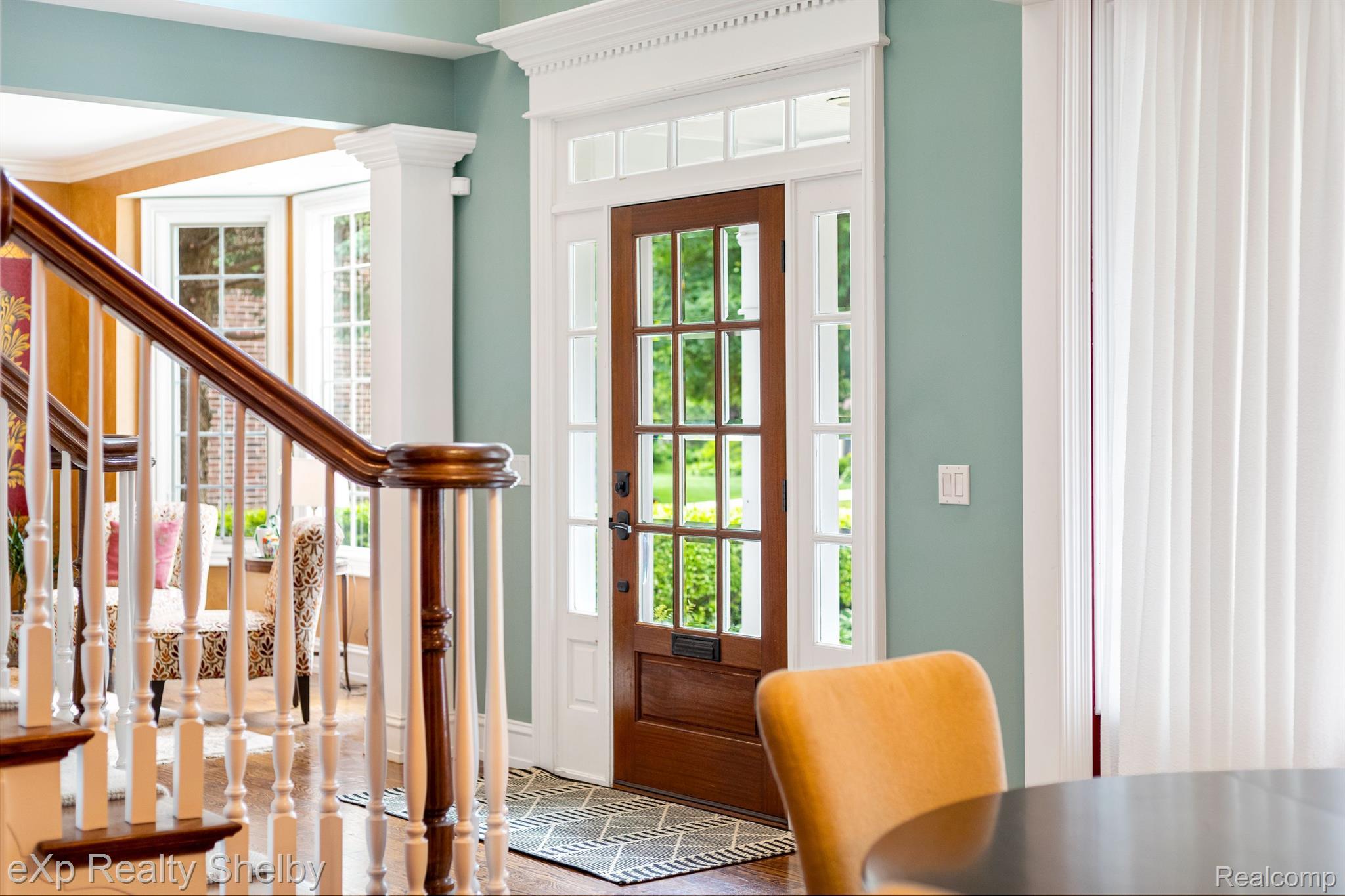 1008 KENSINGTON Avenue