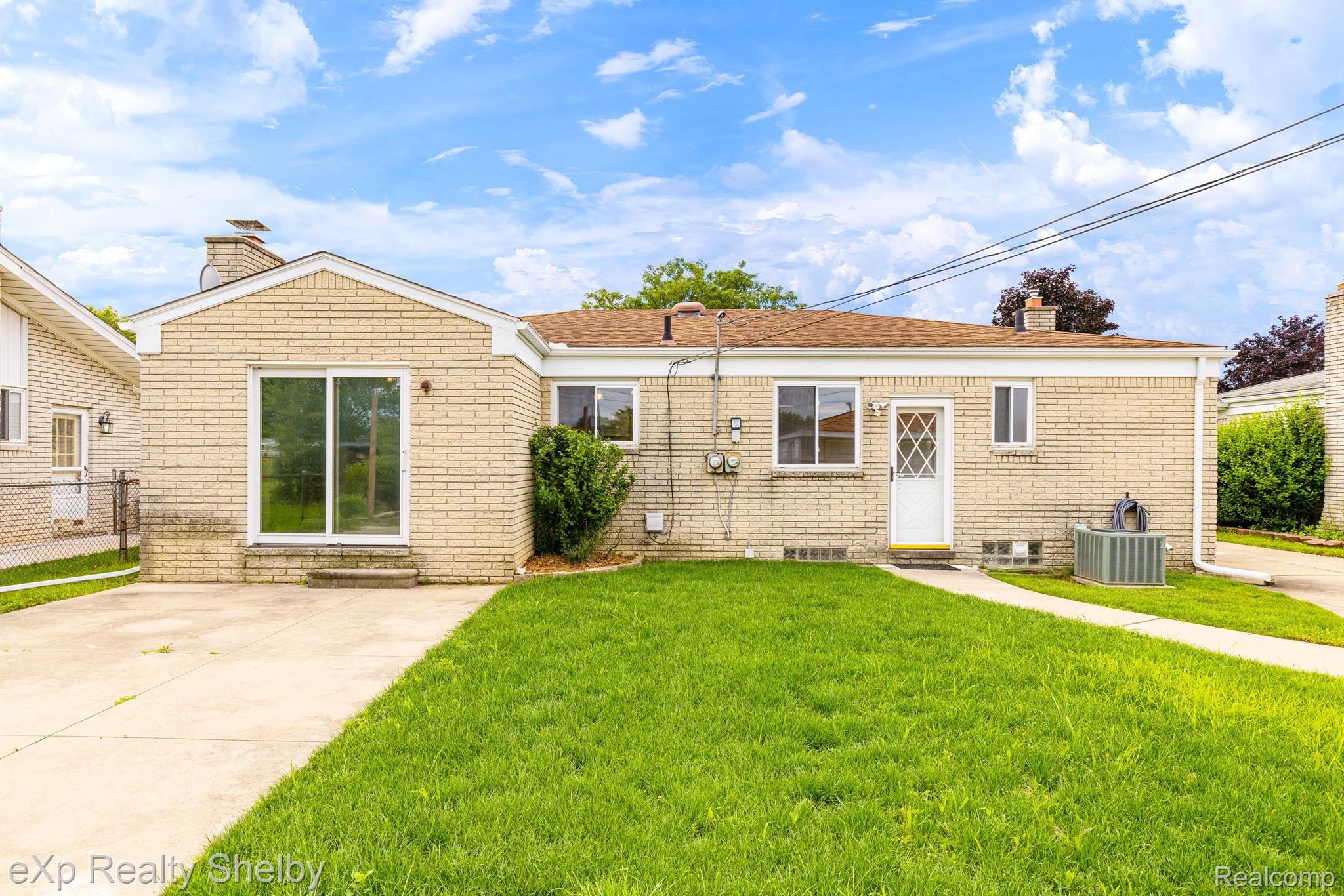 12223 BROUGHAM Drive