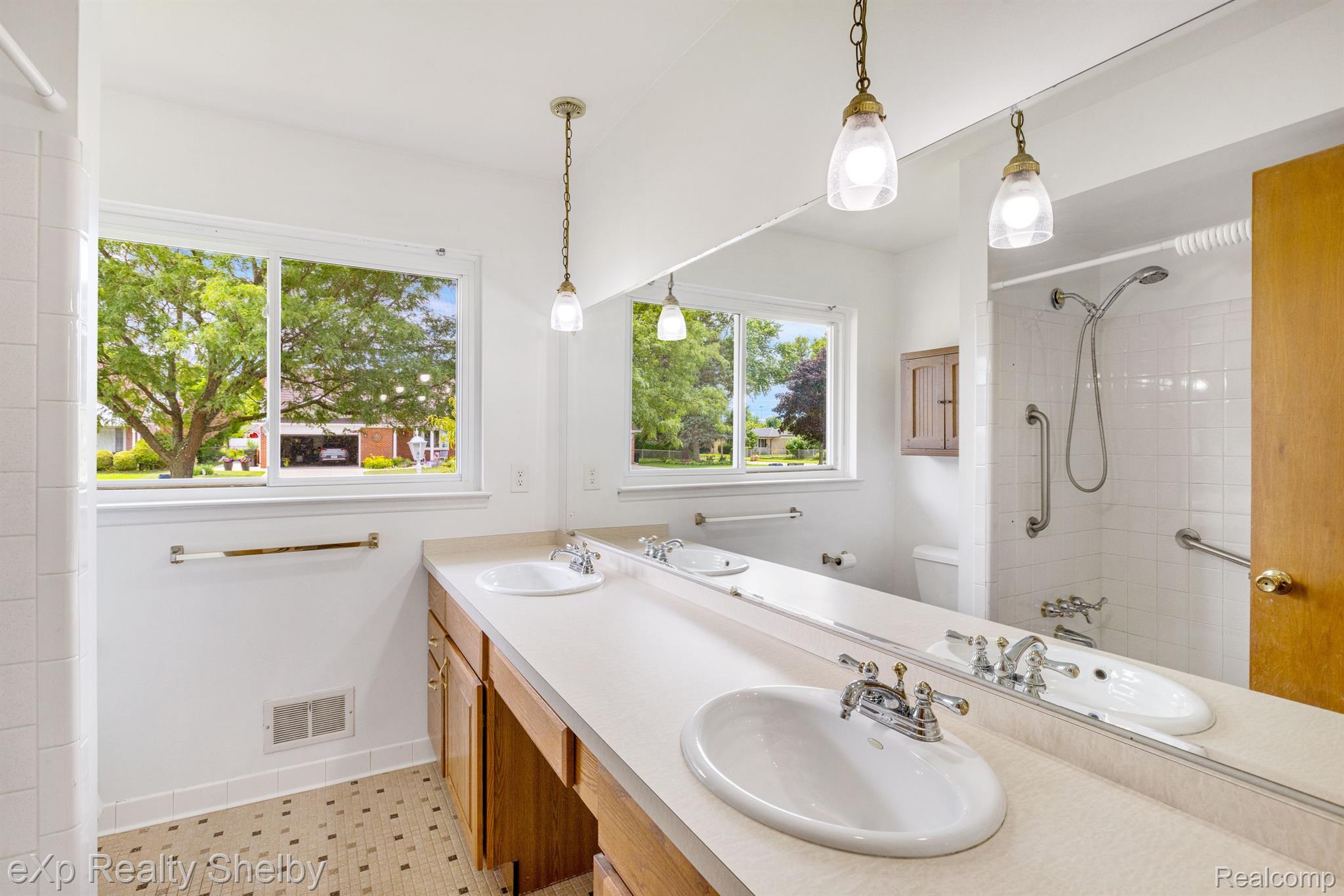 12223 BROUGHAM Drive