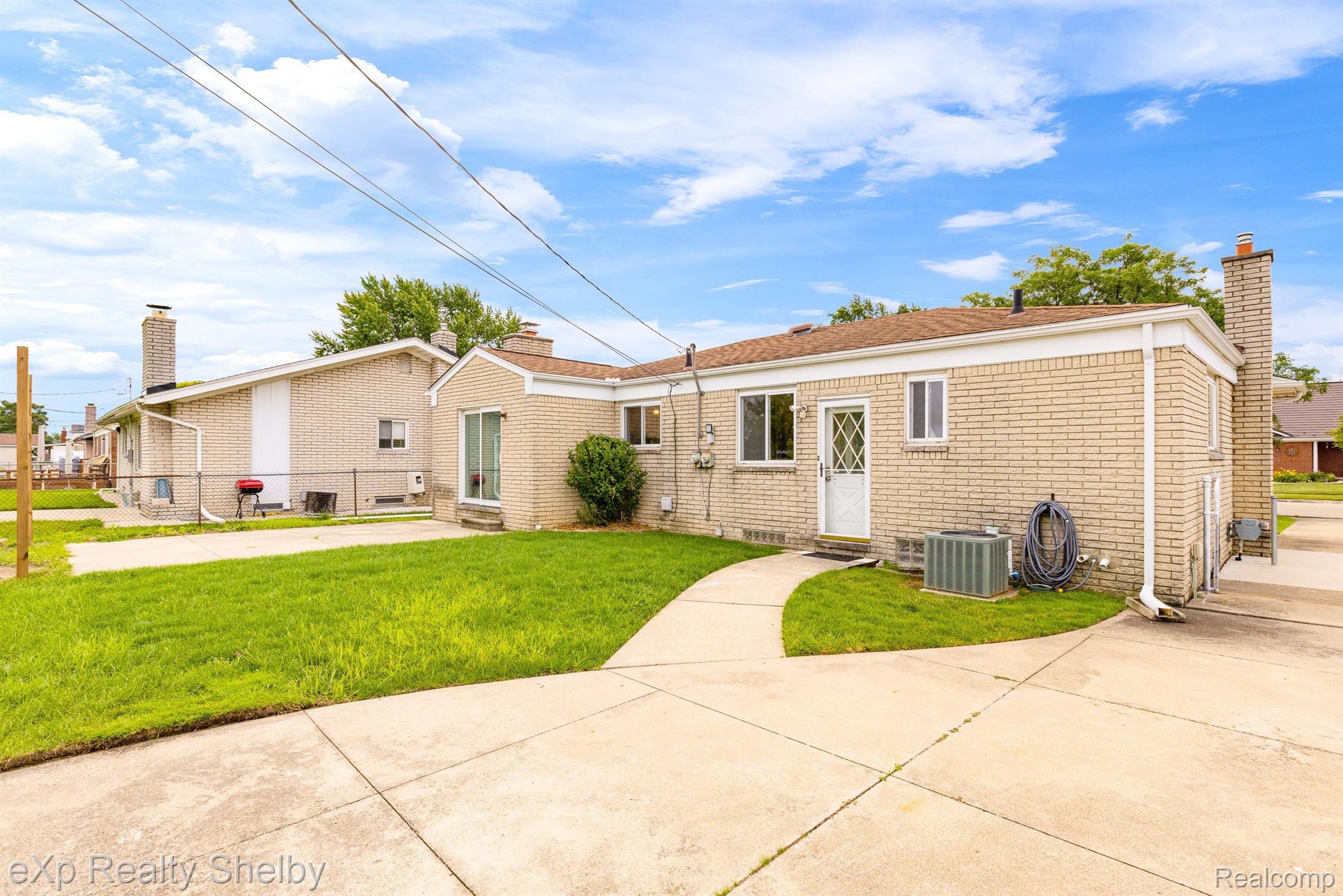 12223 BROUGHAM Drive