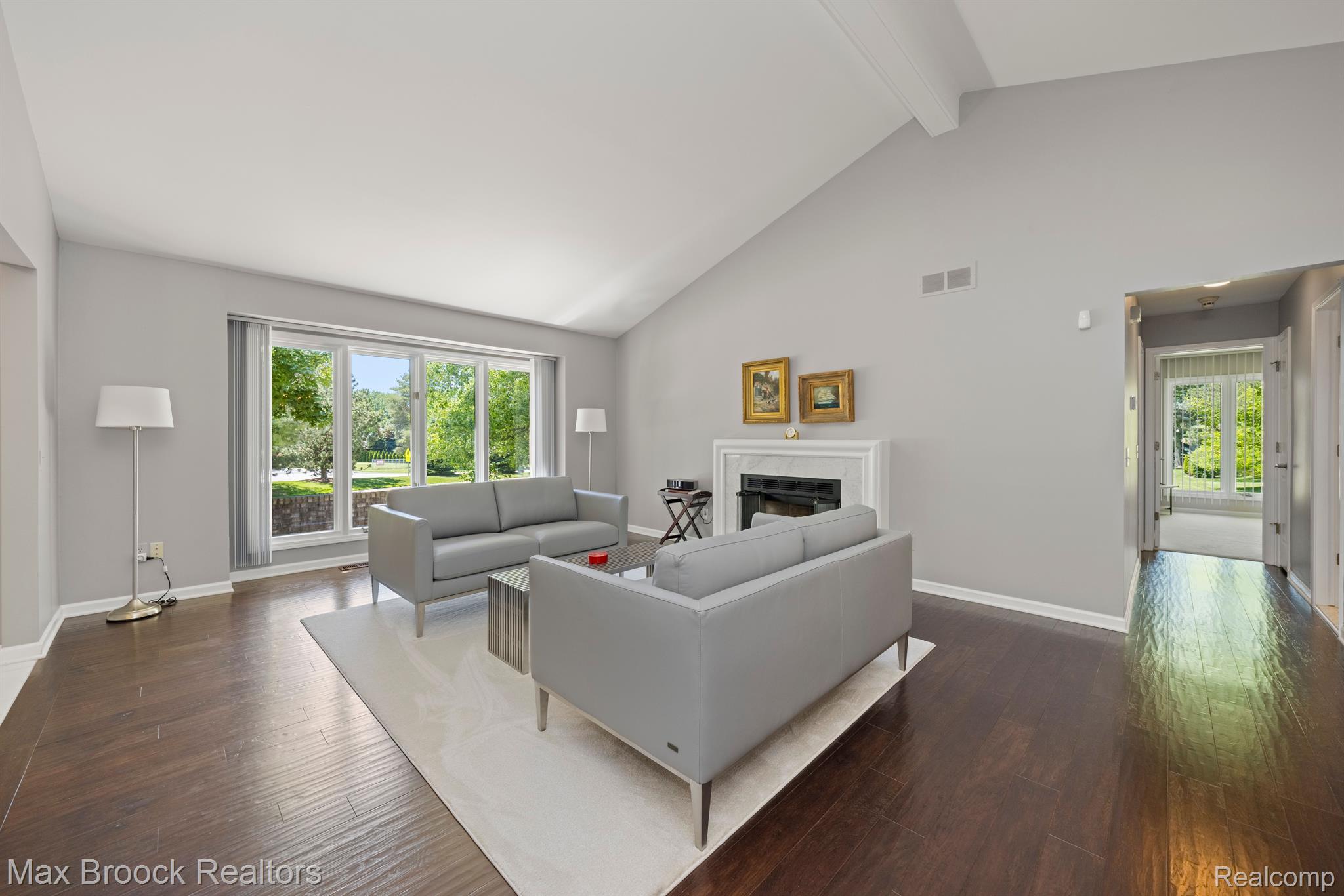 1317 Autumn Drive