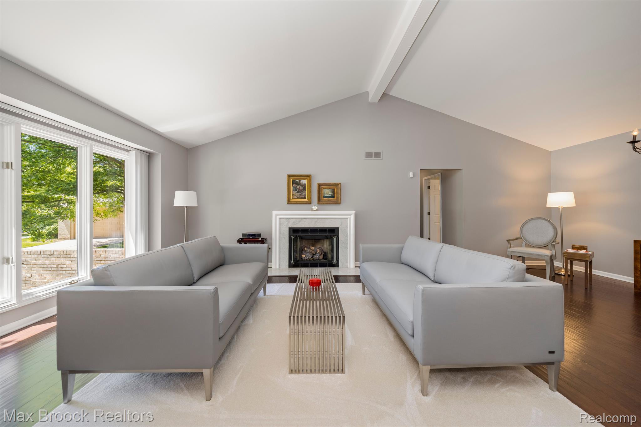 1317 Autumn Drive