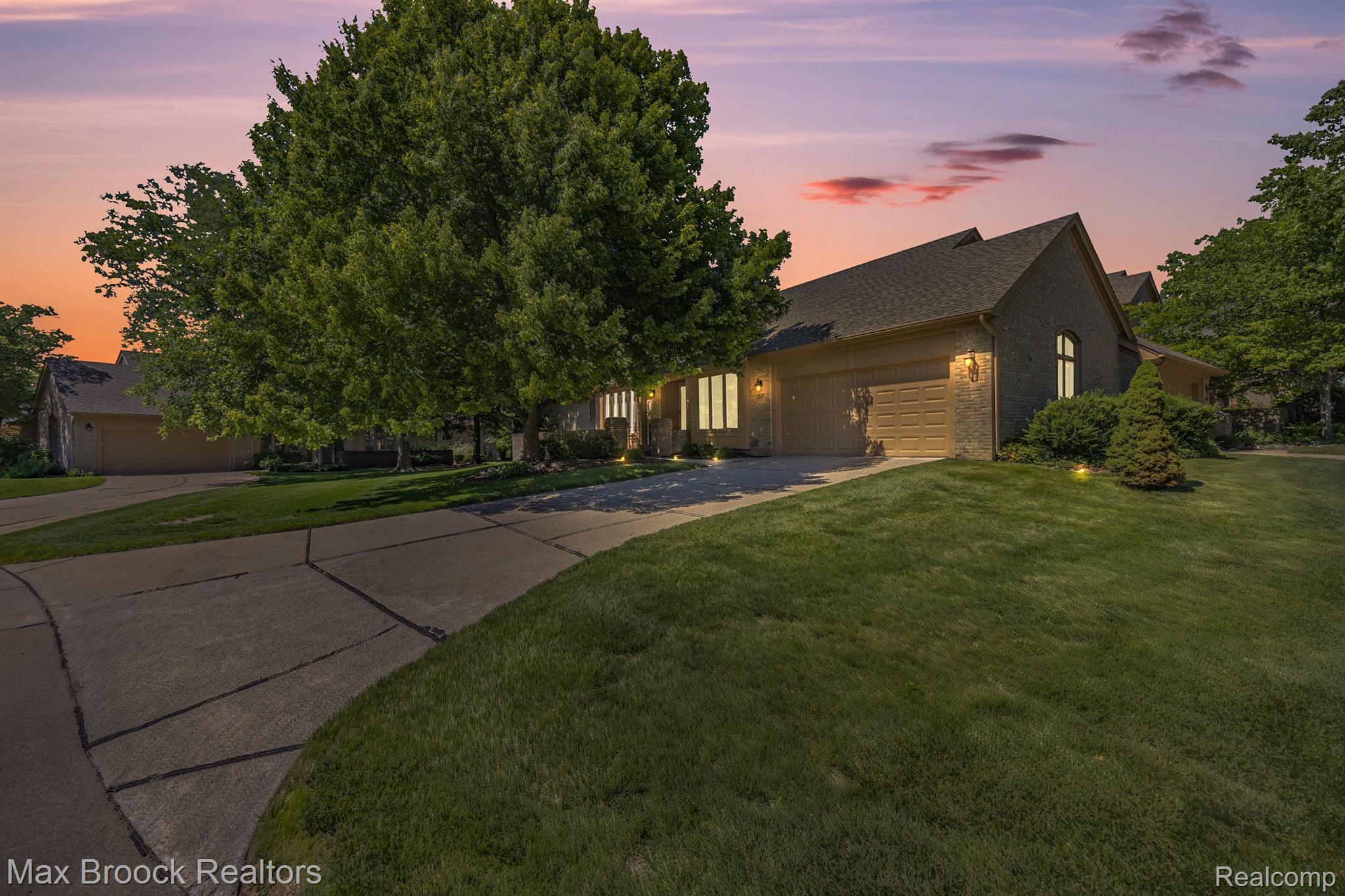 1317 Autumn Drive
