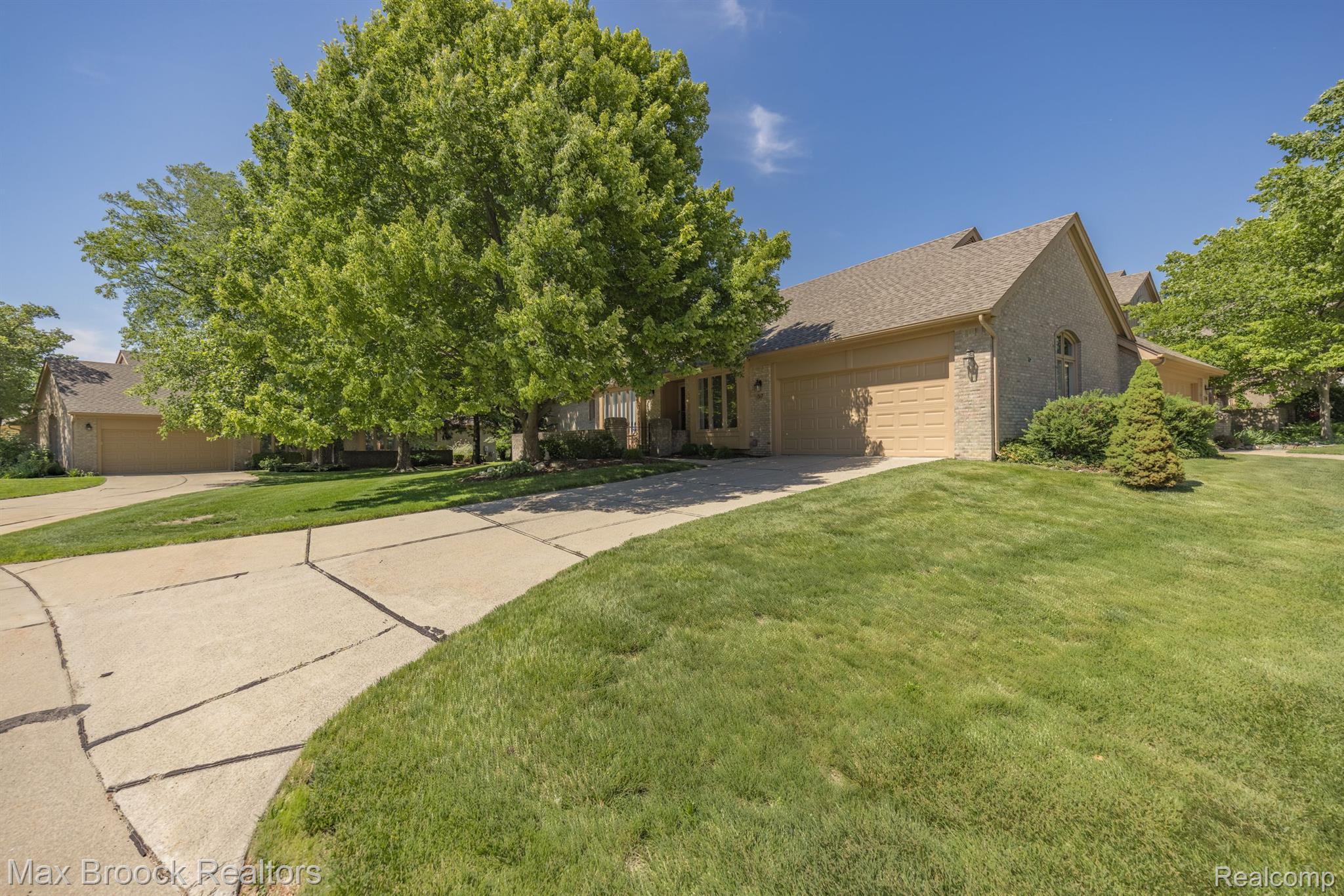 1317 Autumn Drive