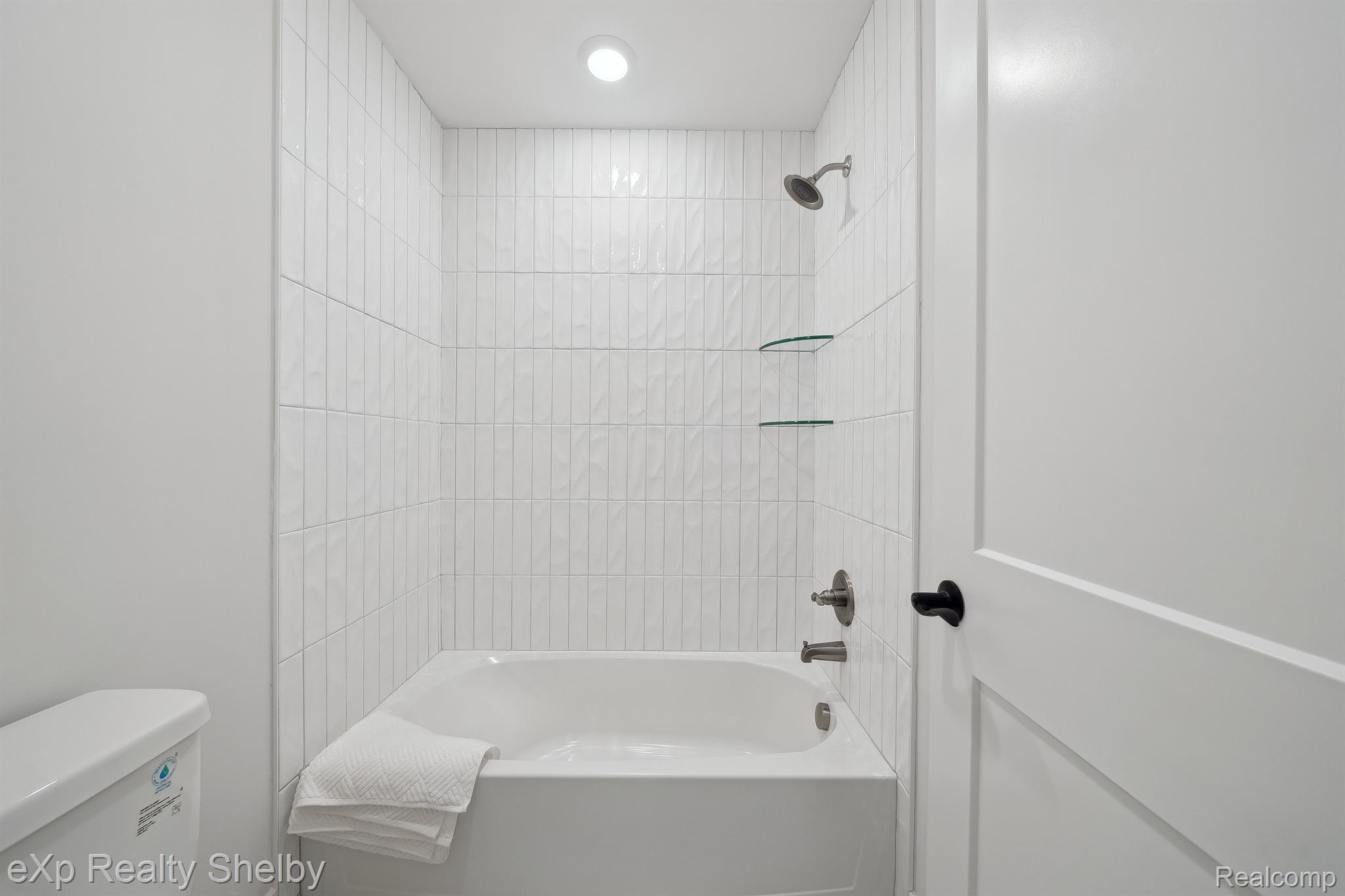52600 WELLINGTON VALLEY Drive