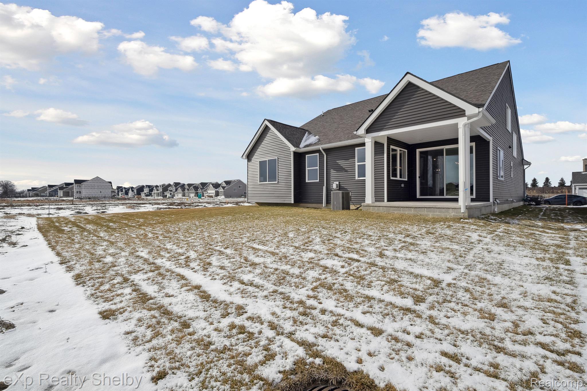 52600 WELLINGTON VALLEY Drive