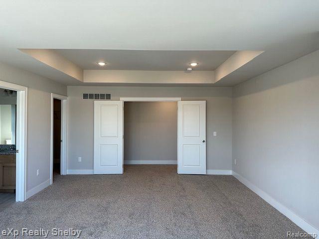 52420 WELLINGTON VALLEY Drive