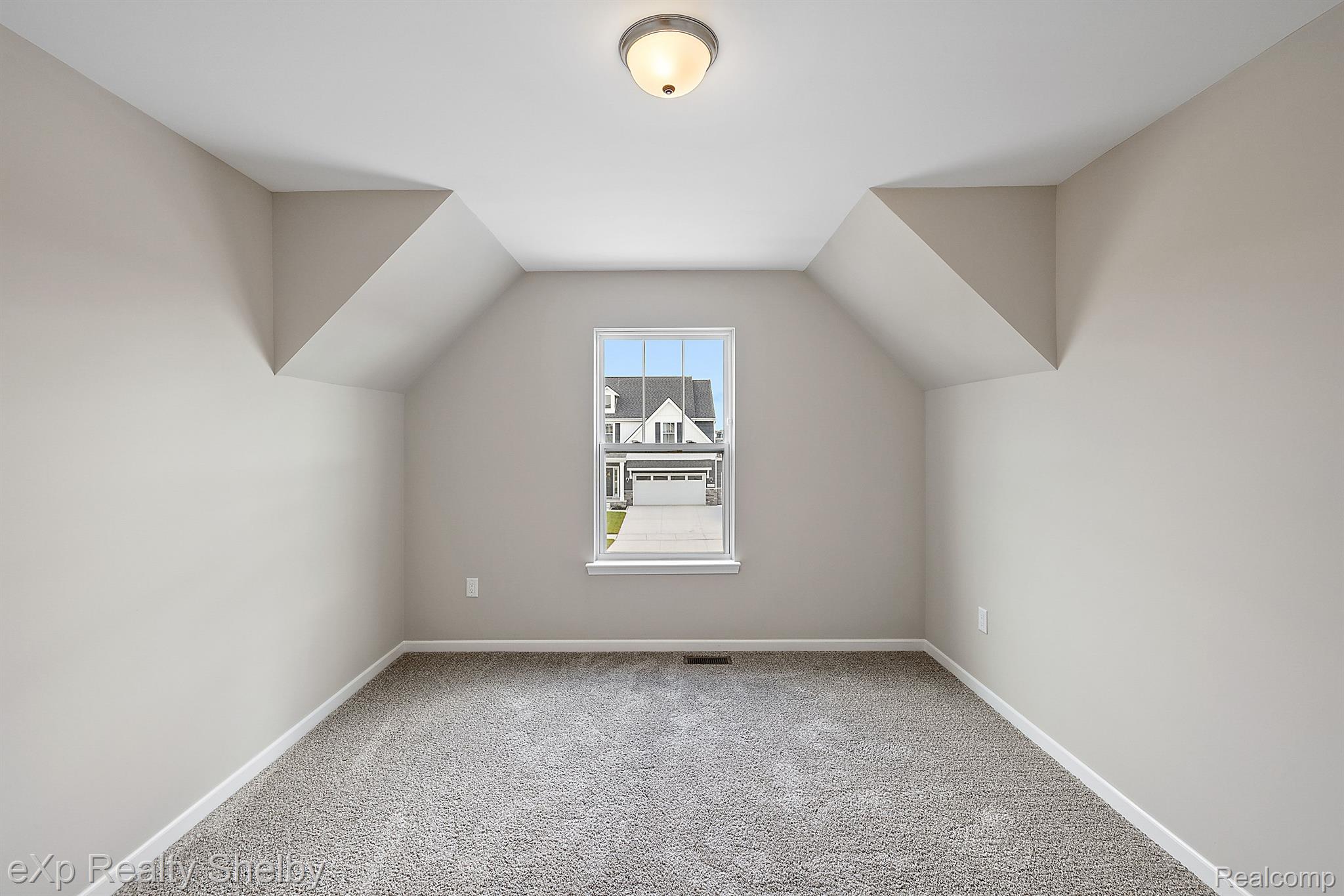 52585 WELLINGTON VALLEY Drive