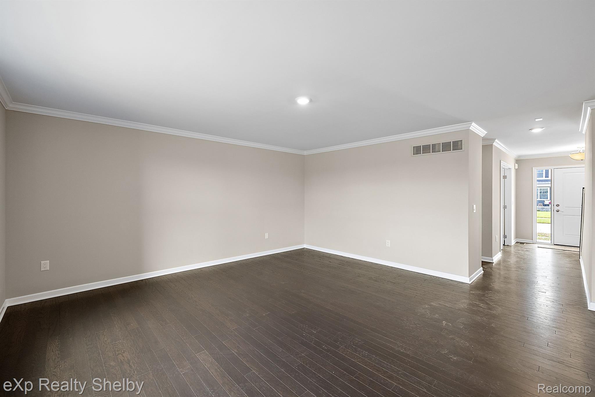 52585 WELLINGTON VALLEY Drive