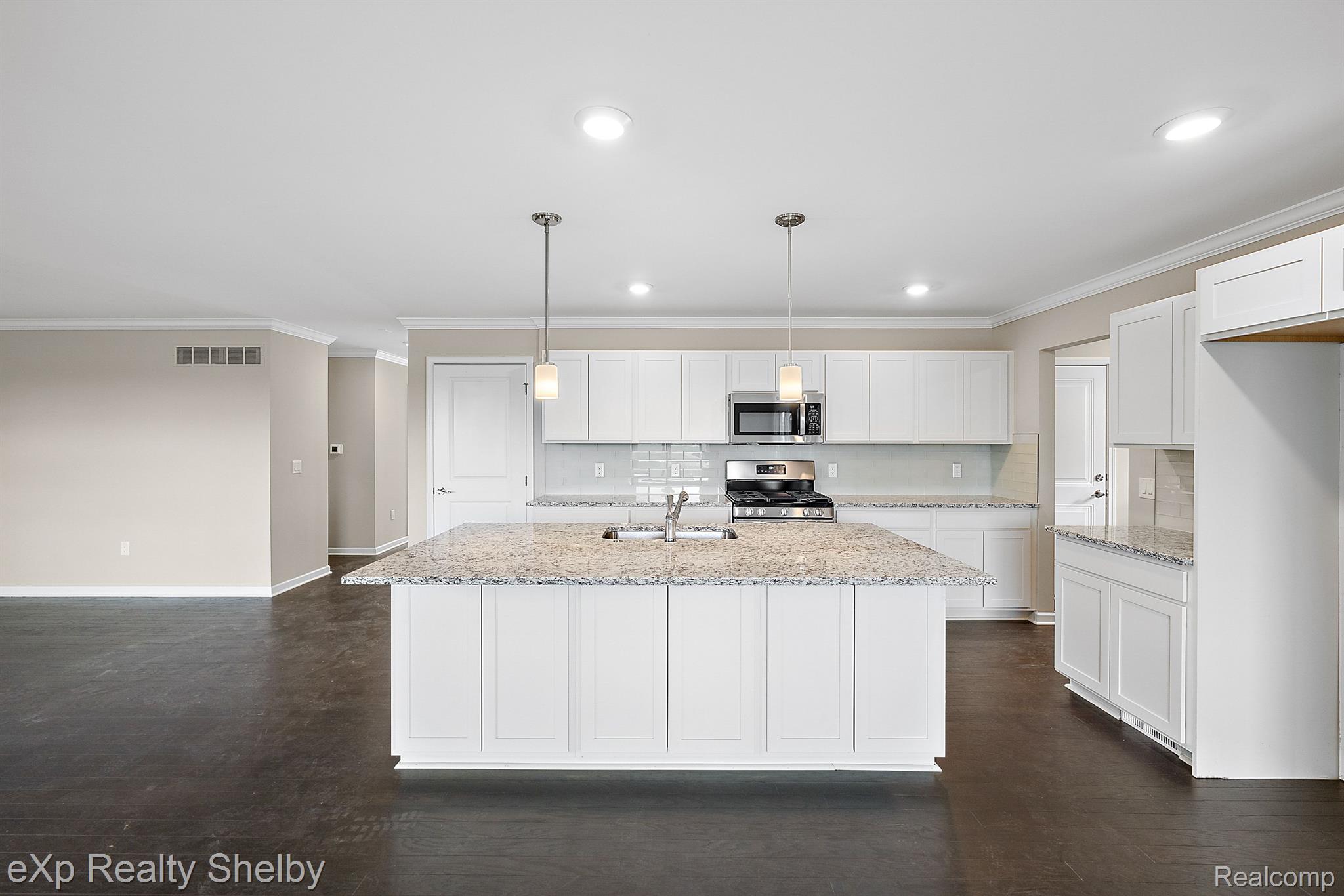 52585 WELLINGTON VALLEY Drive