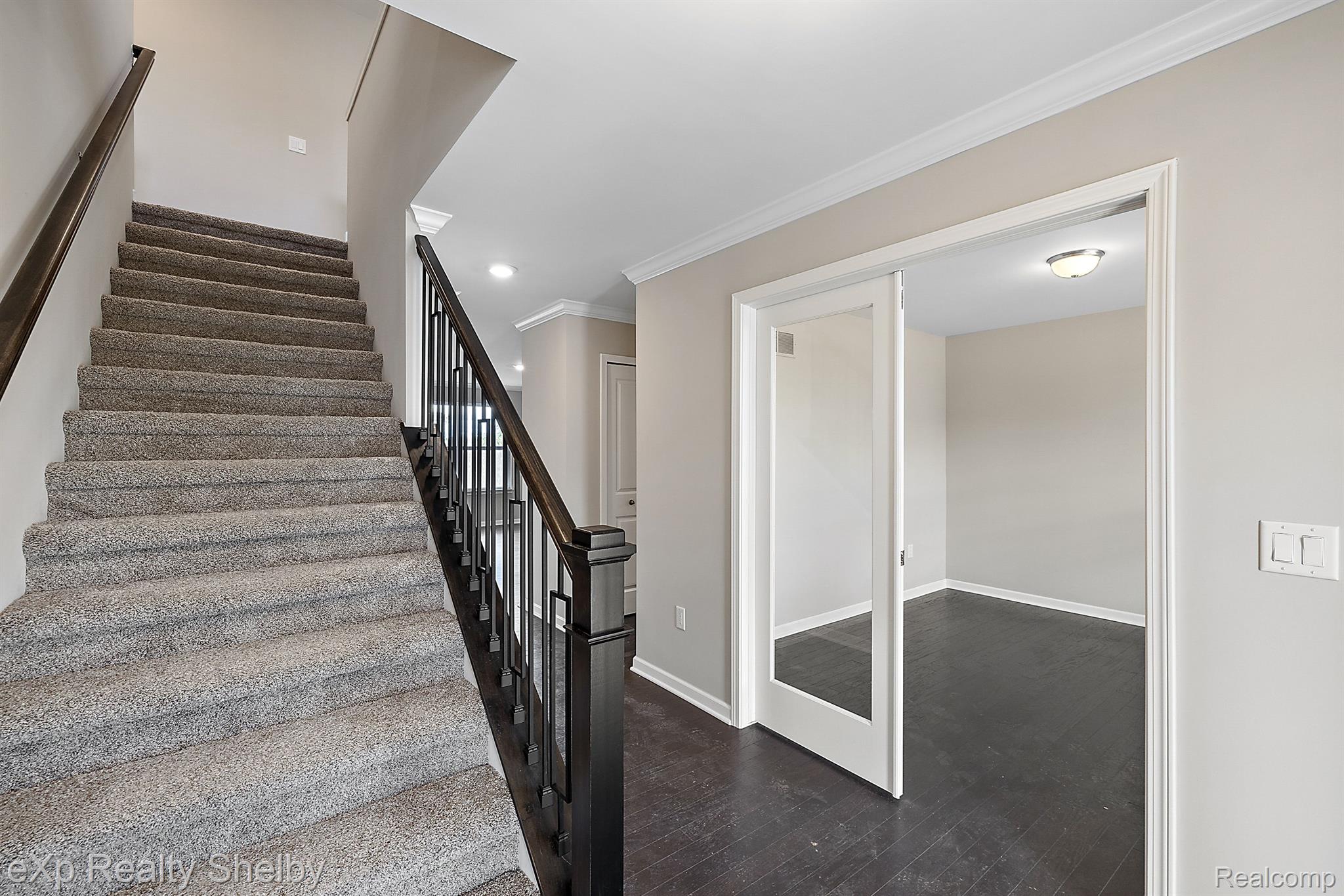 52585 WELLINGTON VALLEY Drive