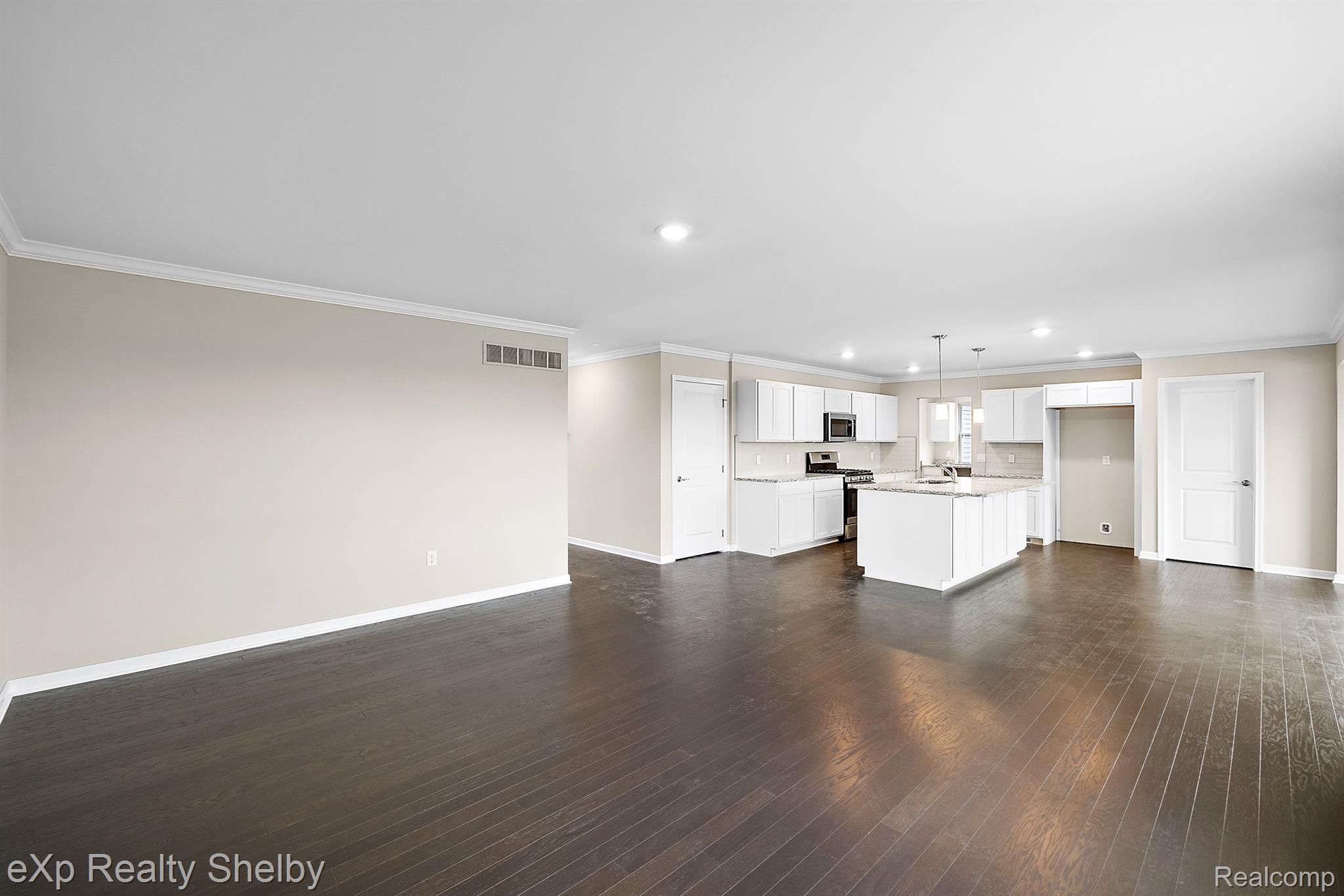 52585 WELLINGTON VALLEY Drive