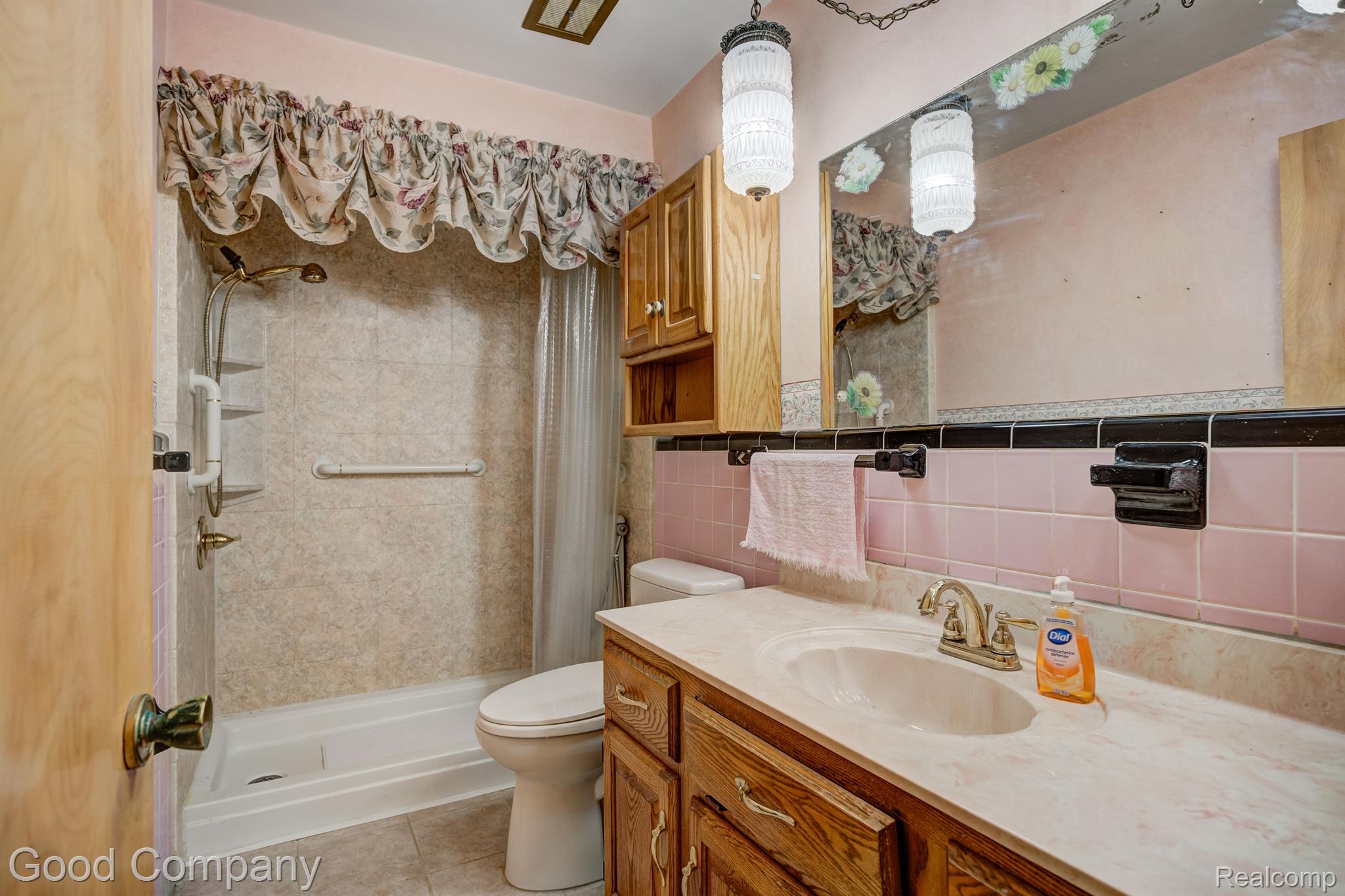 24554 WILLOWBY Avenue