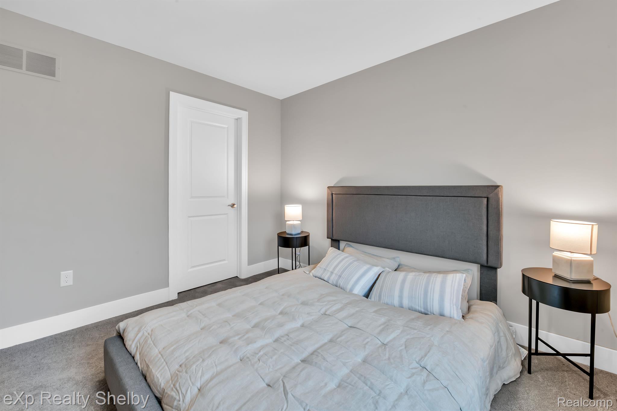52910 WELLINGTON VALLEY DR