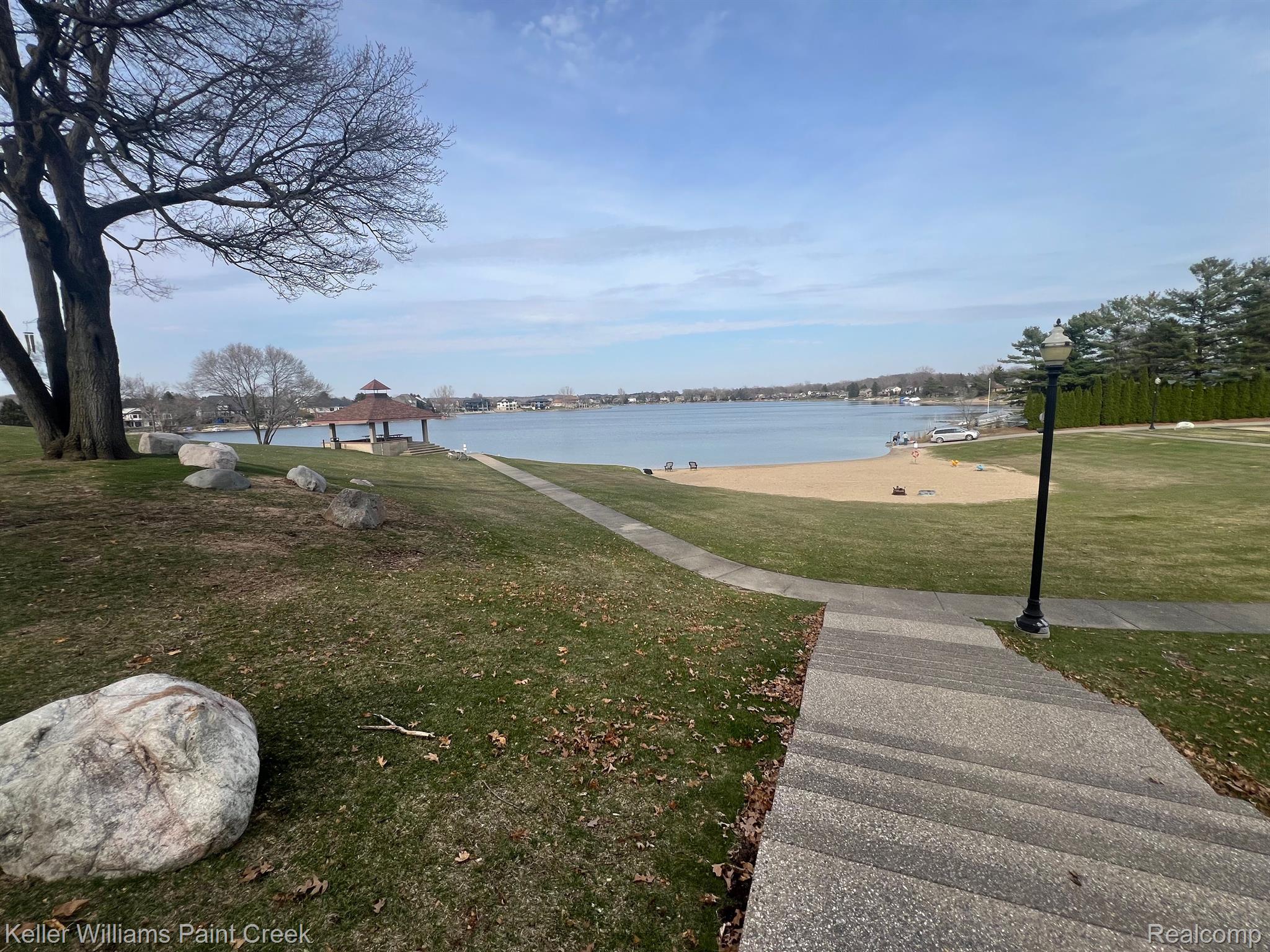 536 Thornehill Trail