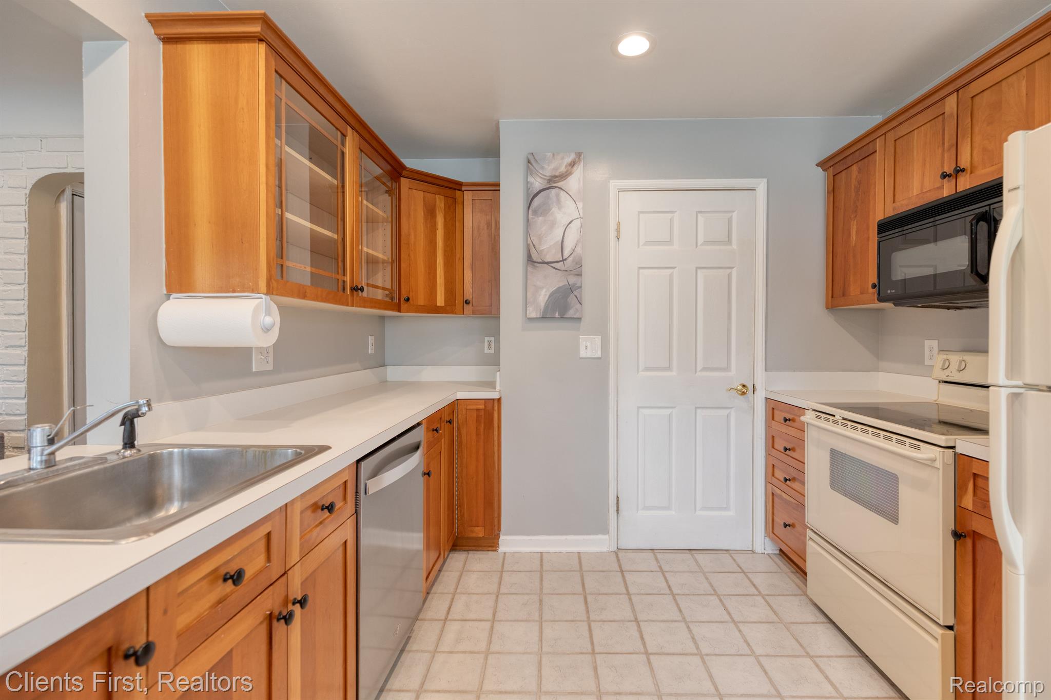 1384 CAMBRIDGE Road