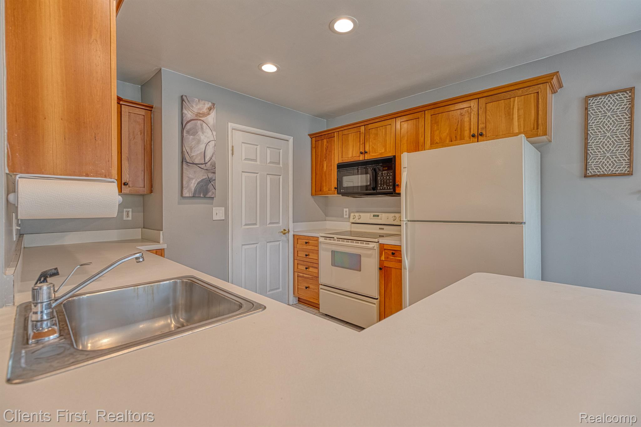 1384 CAMBRIDGE Road