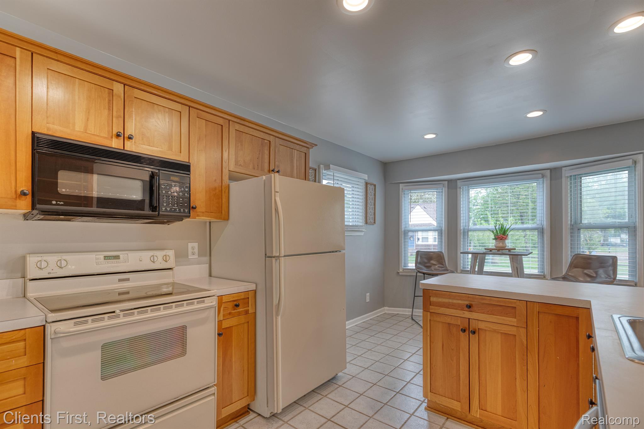 1384 CAMBRIDGE Road