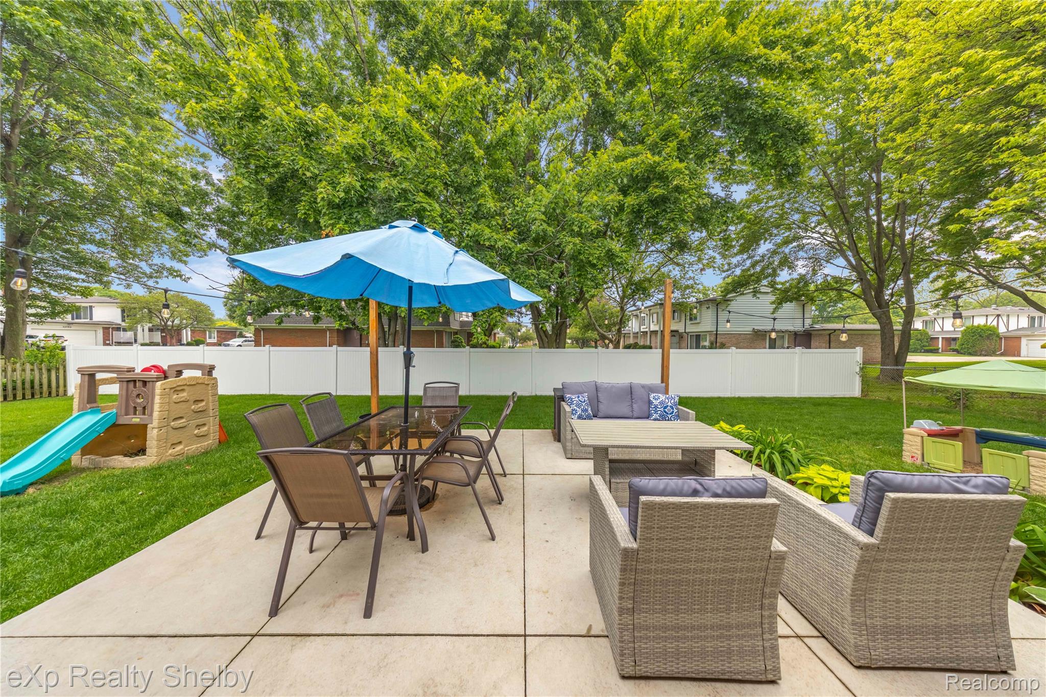 32625 Northampton Drive
