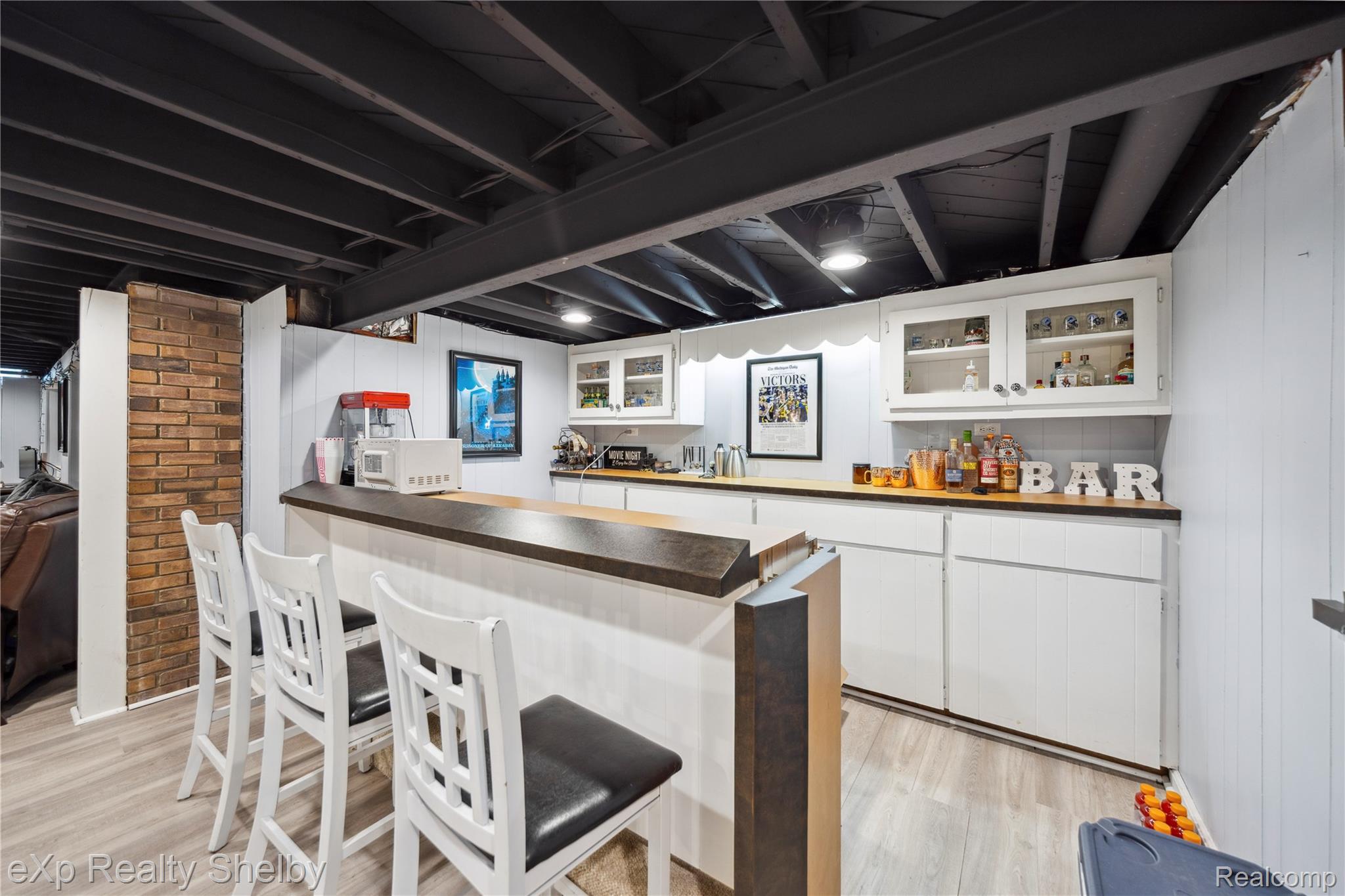 32625 Northampton Drive
