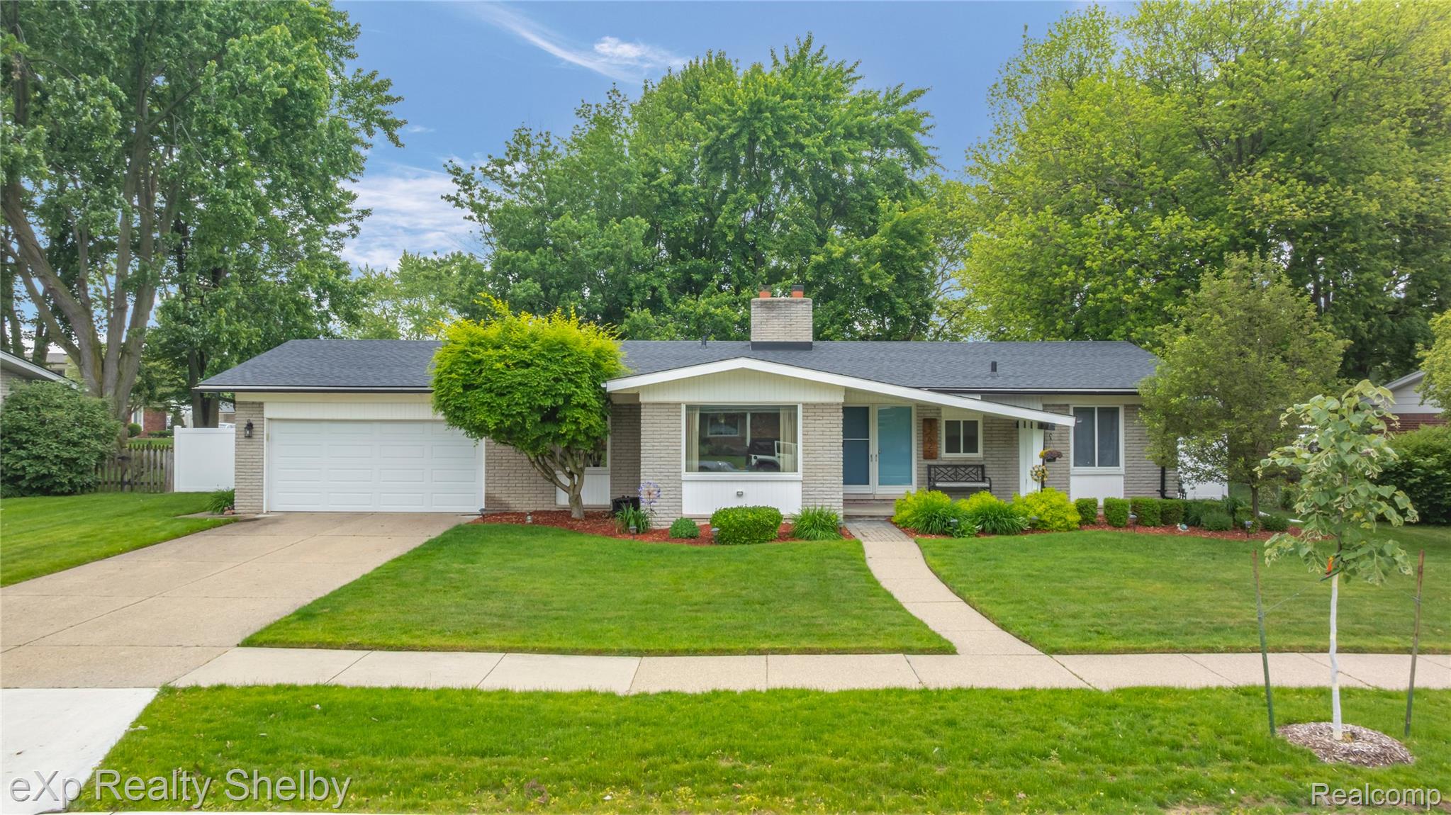 32625 Northampton Drive