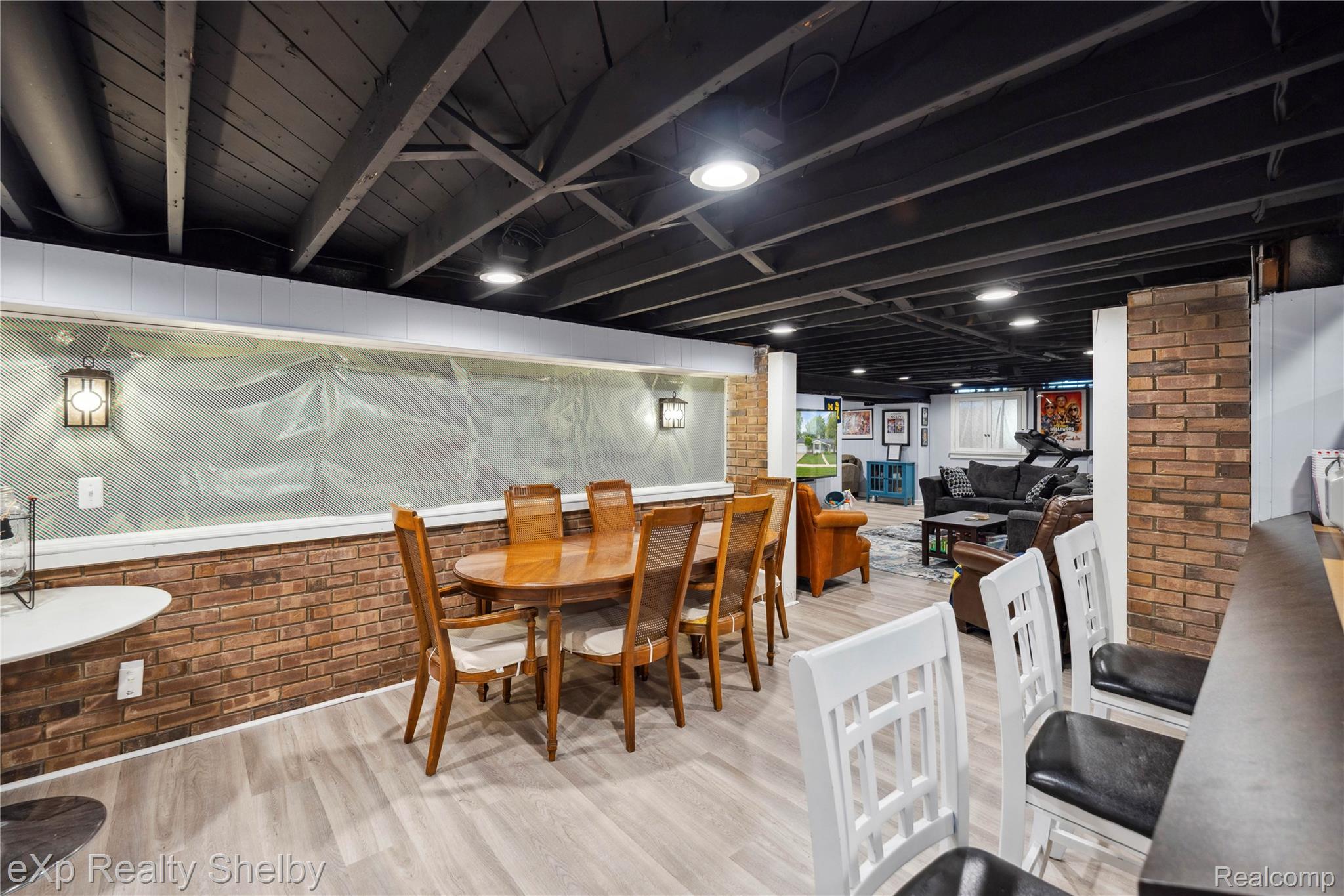 32625 Northampton Drive