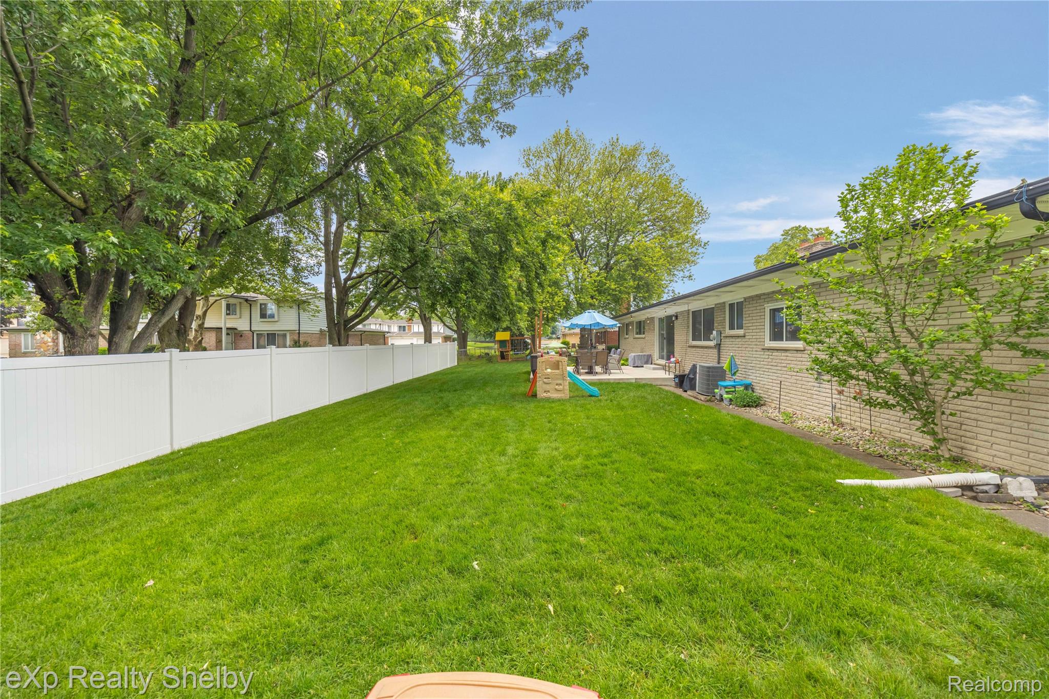 32625 Northampton Drive