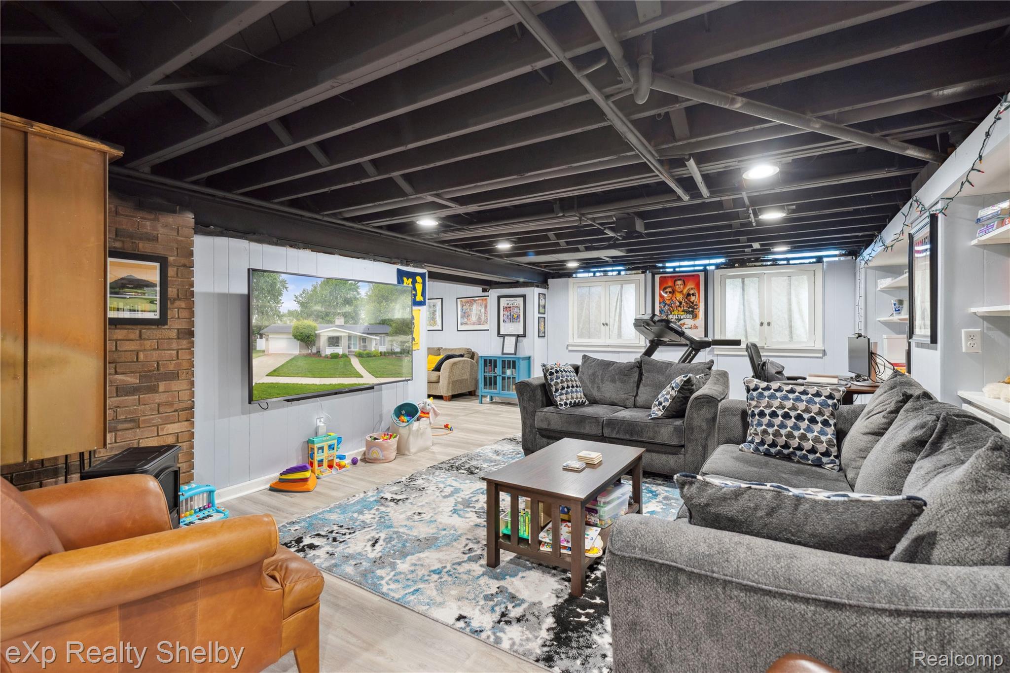 32625 Northampton Drive