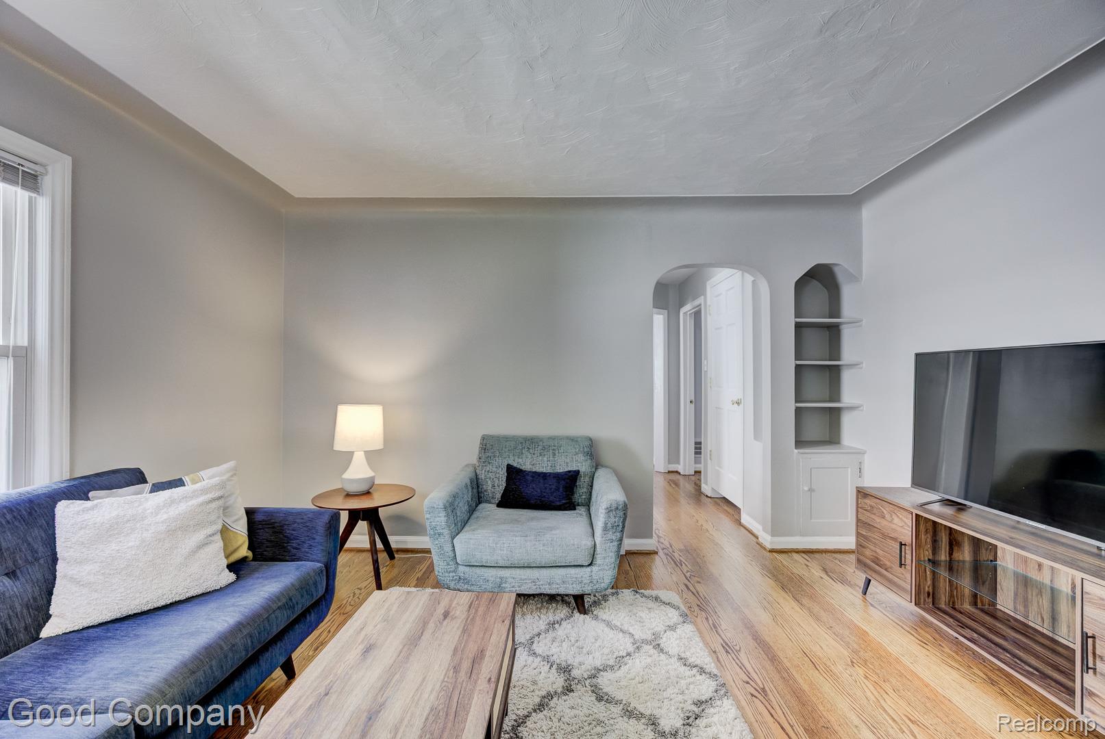 350 Laprairie Street