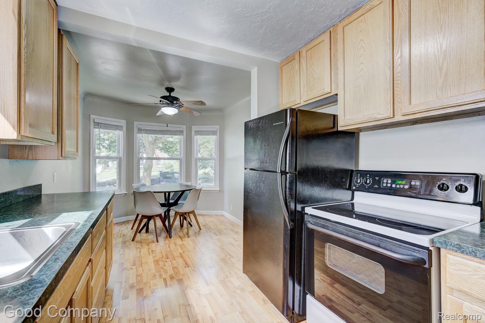 350 Laprairie Street