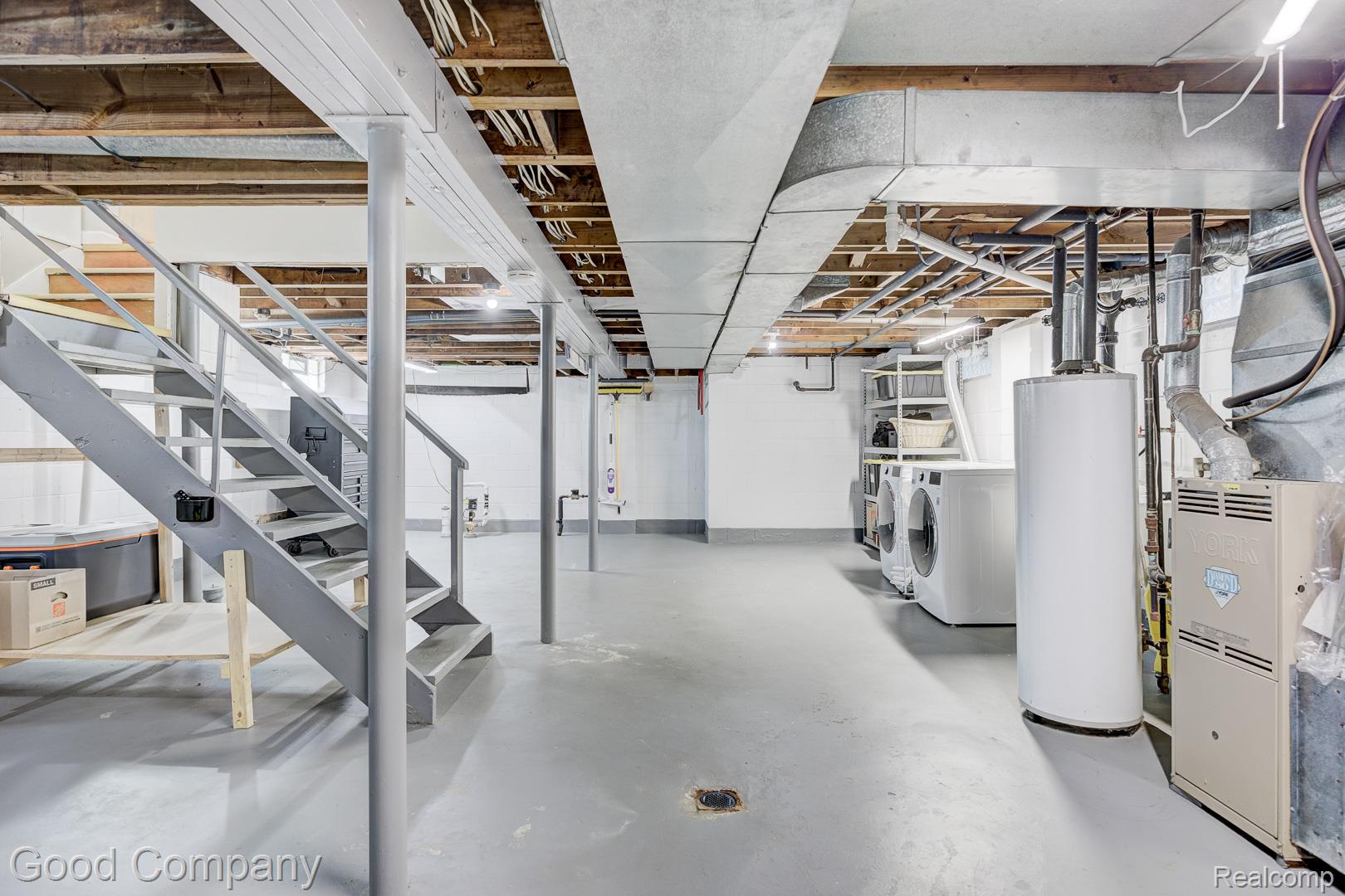 350 Laprairie Street