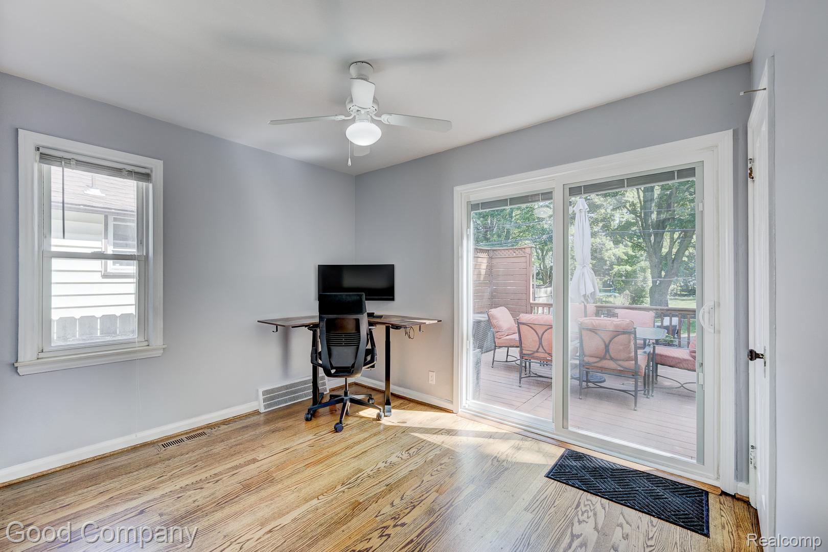 350 Laprairie Street