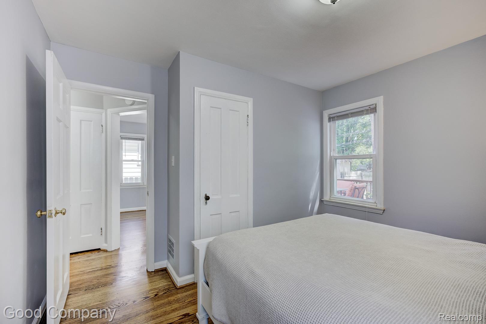 350 Laprairie Street