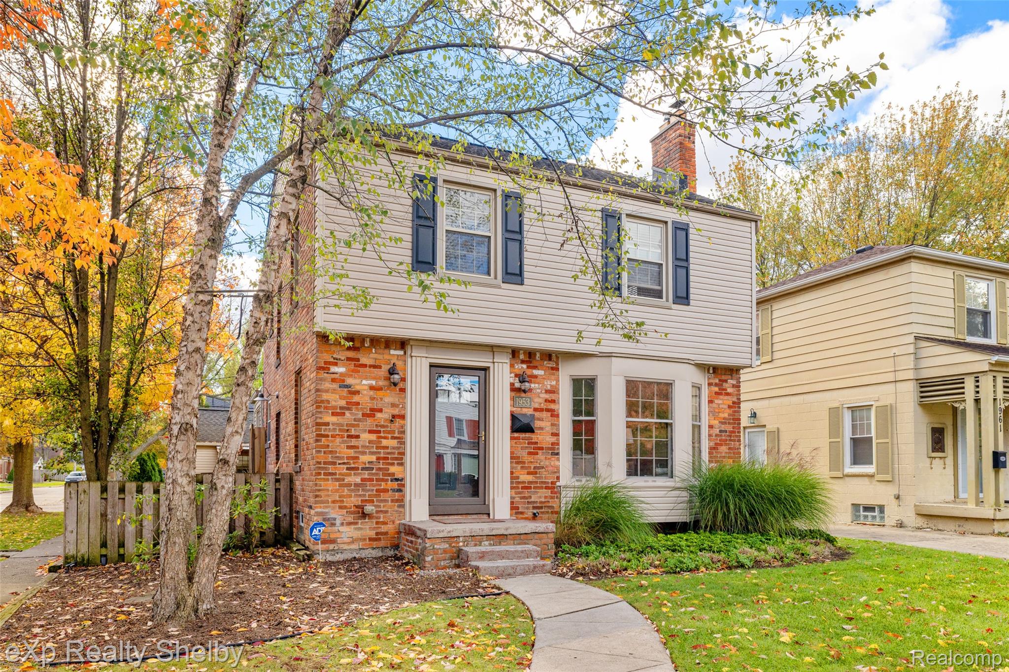 1953 Hunt Club Drive