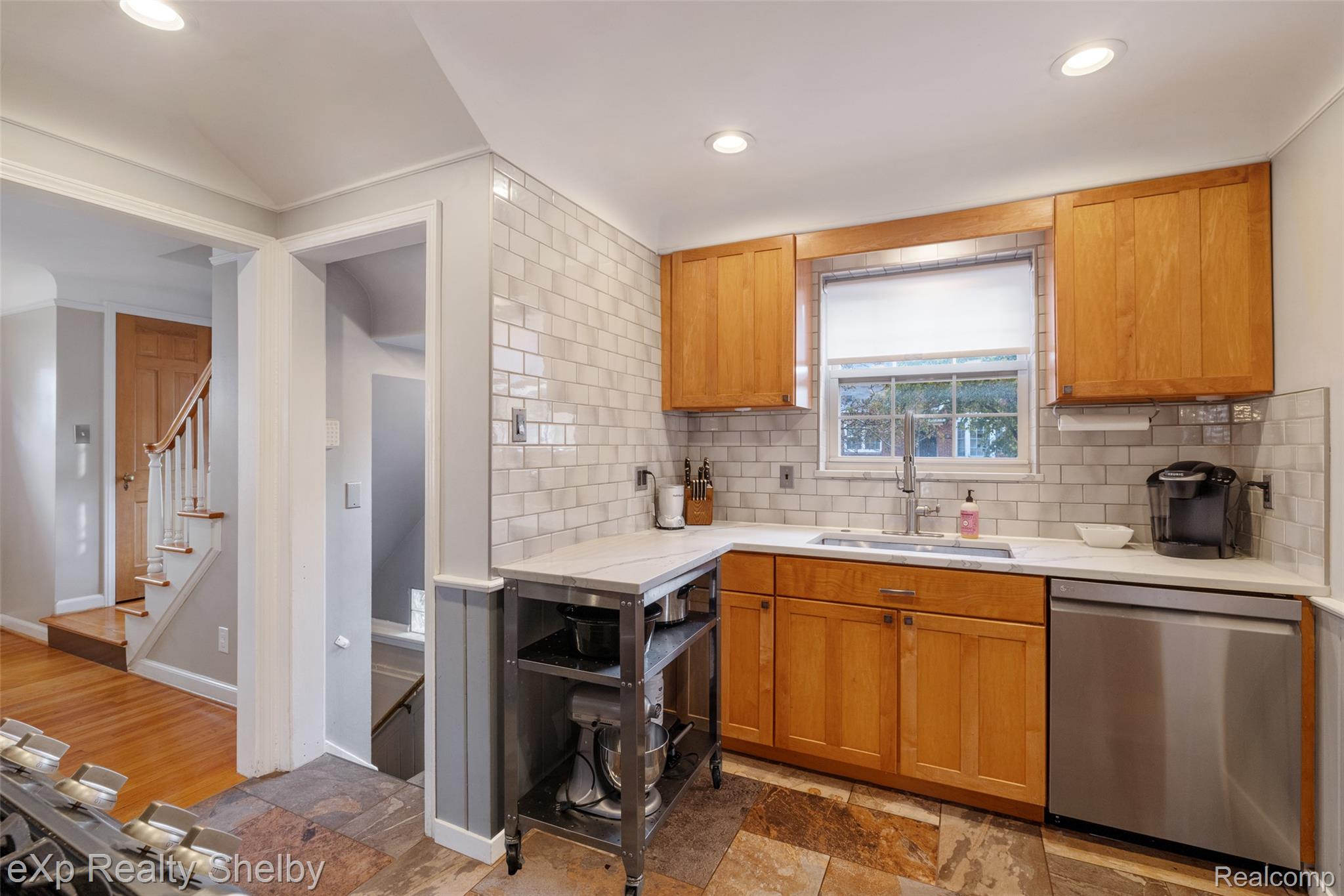 1953 Hunt Club Drive