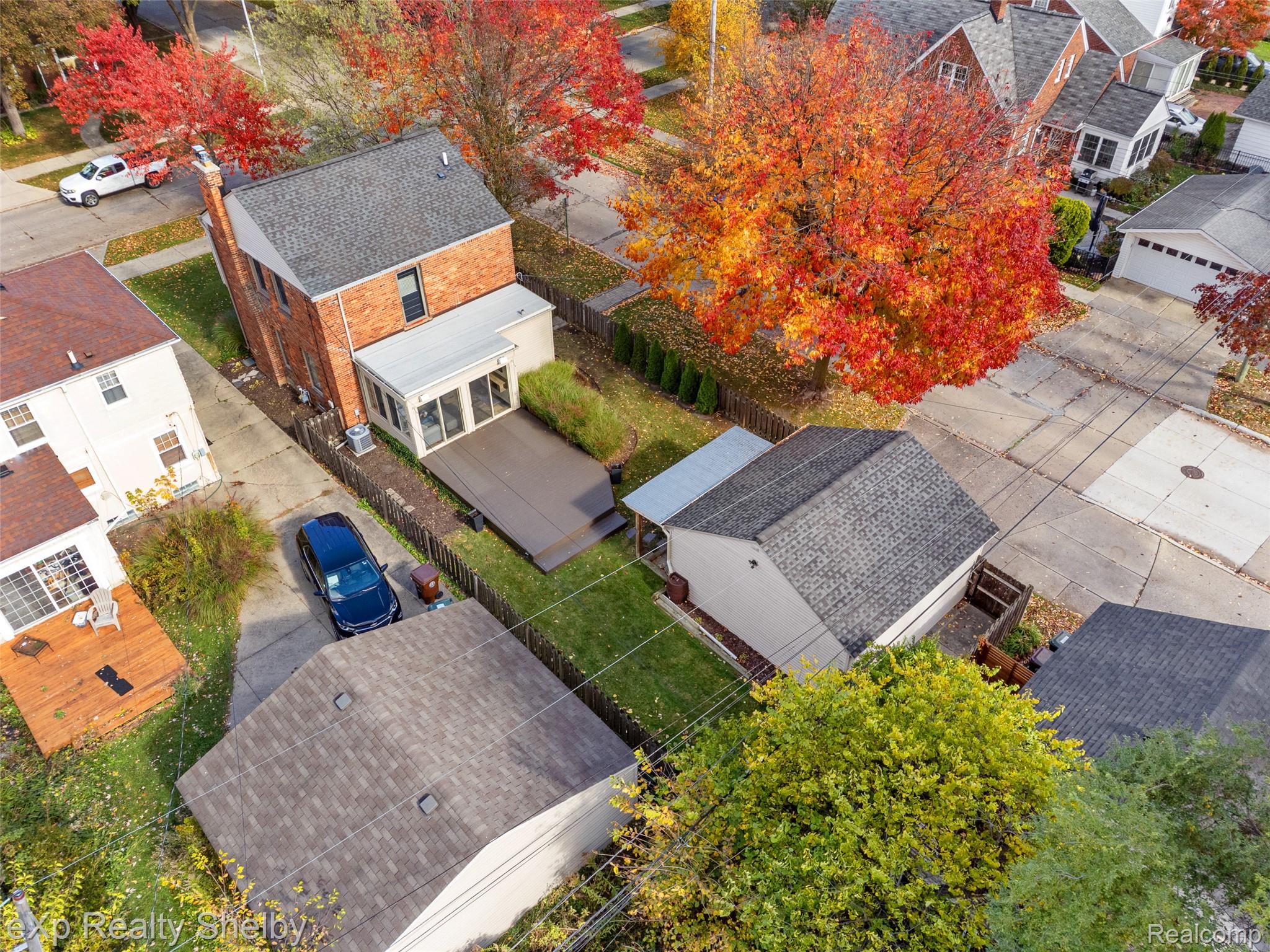 1953 Hunt Club Drive