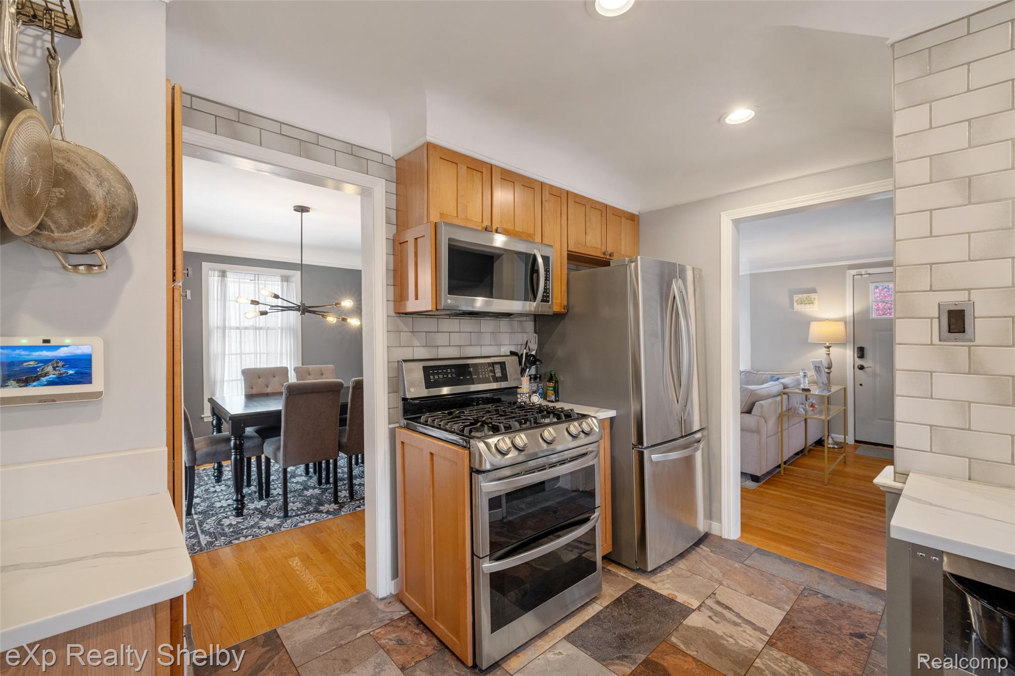 1953 Hunt Club Drive