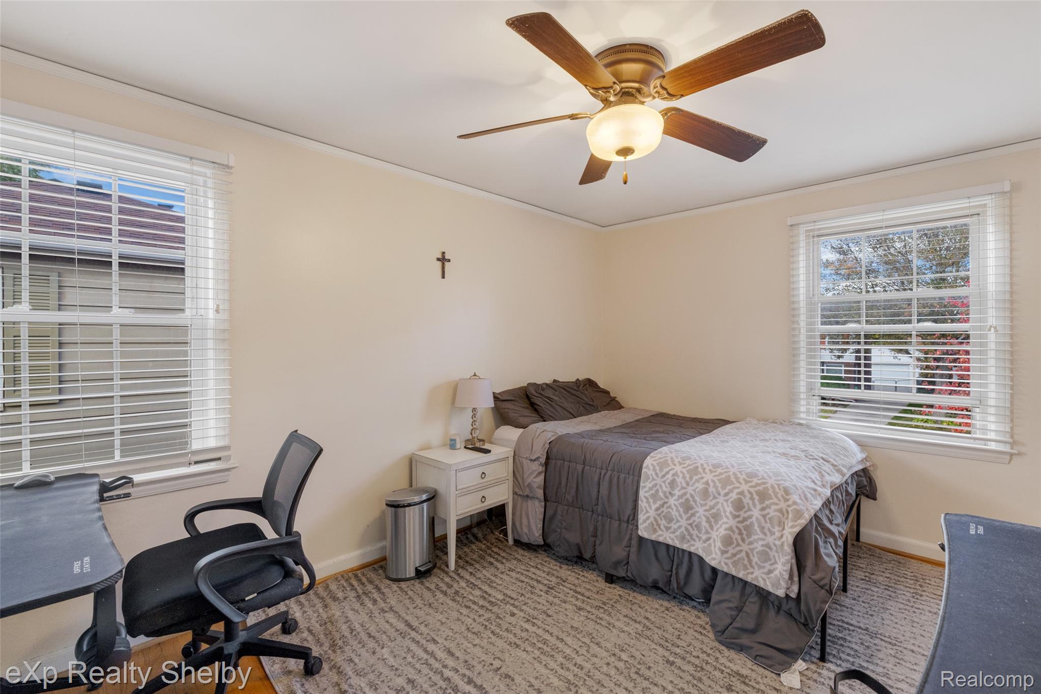 1953 Hunt Club Drive