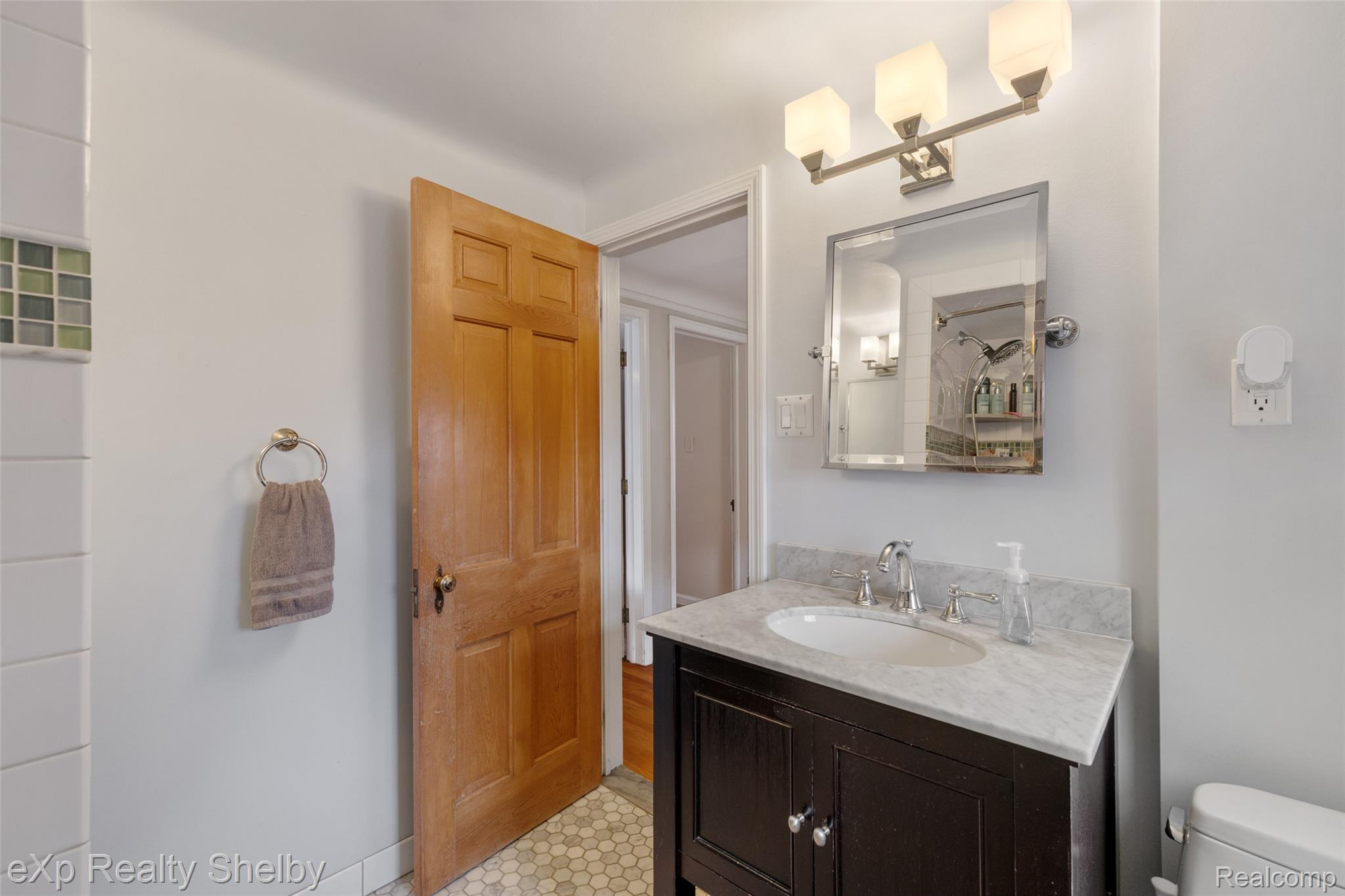 1953 Hunt Club Drive