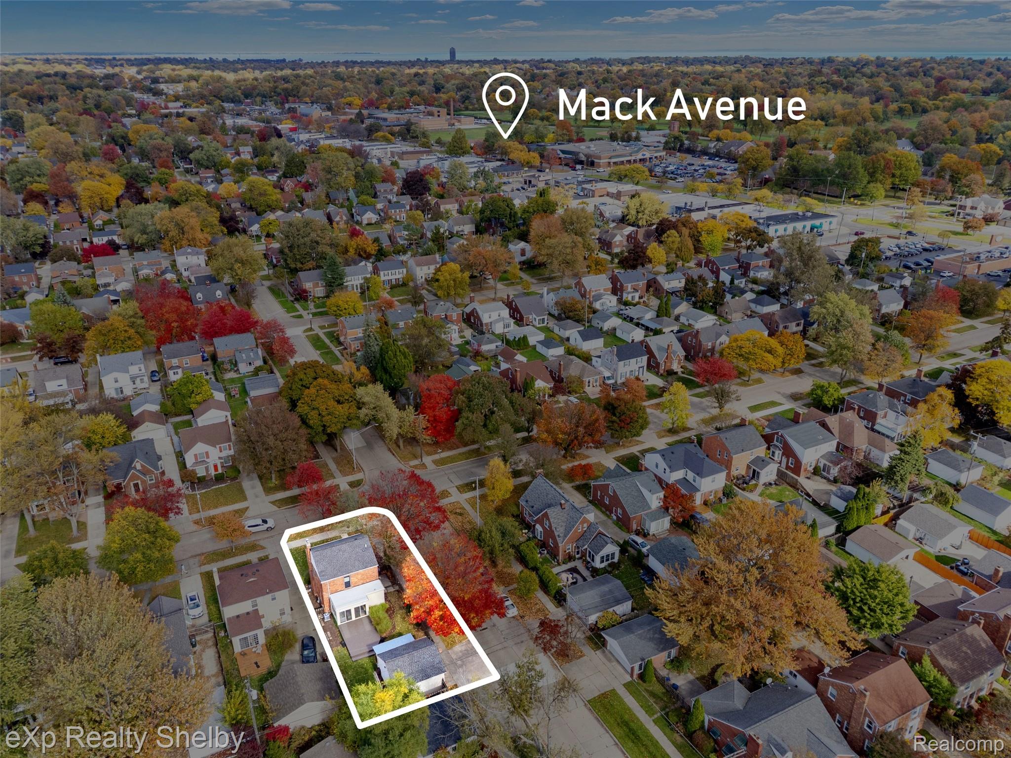 1953 Hunt Club Drive