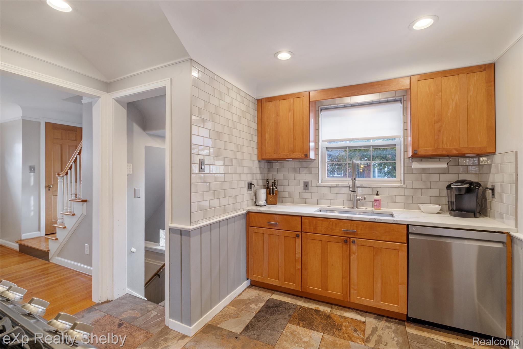 1953 Hunt Club Drive