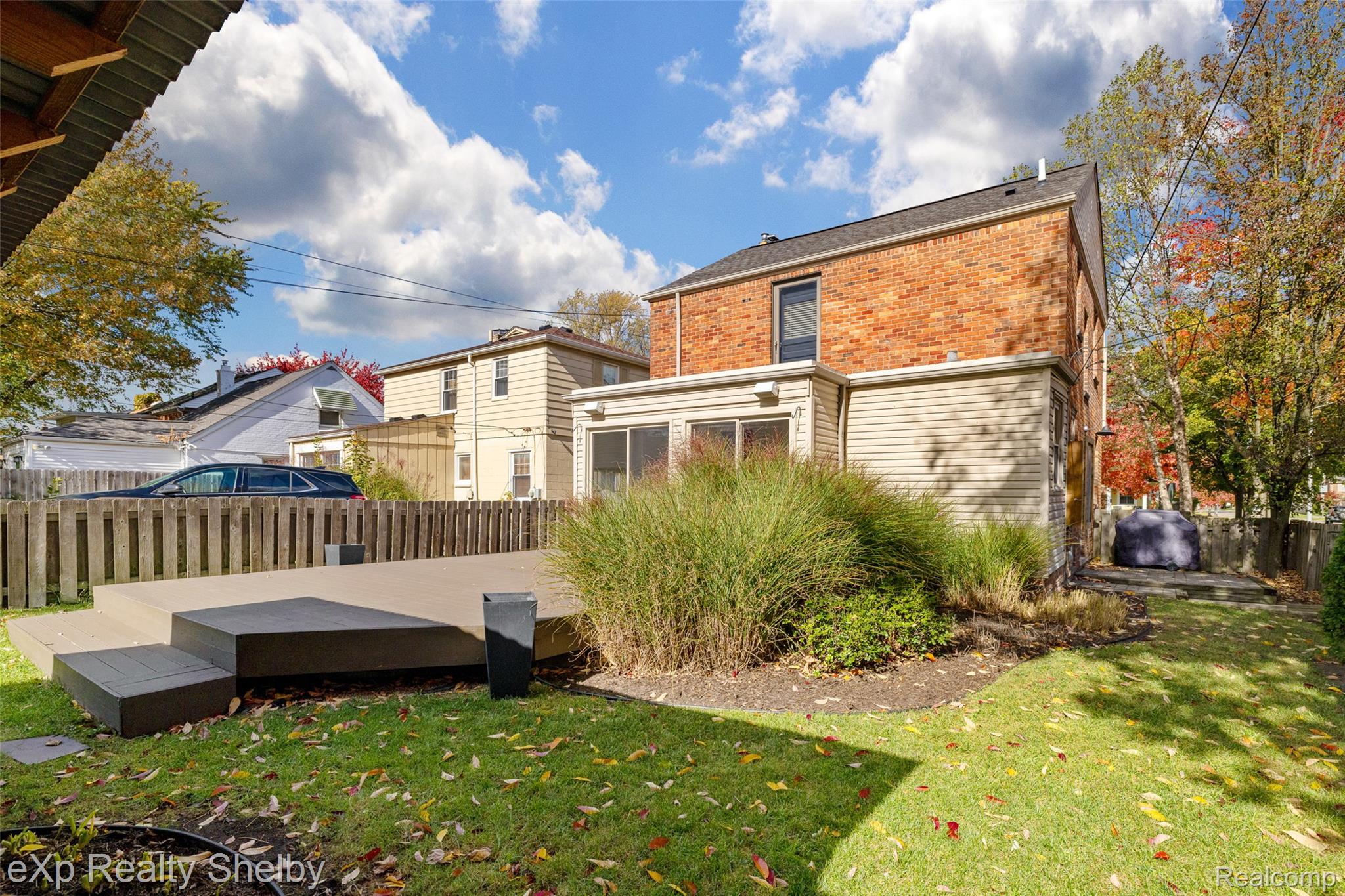 1953 Hunt Club Drive