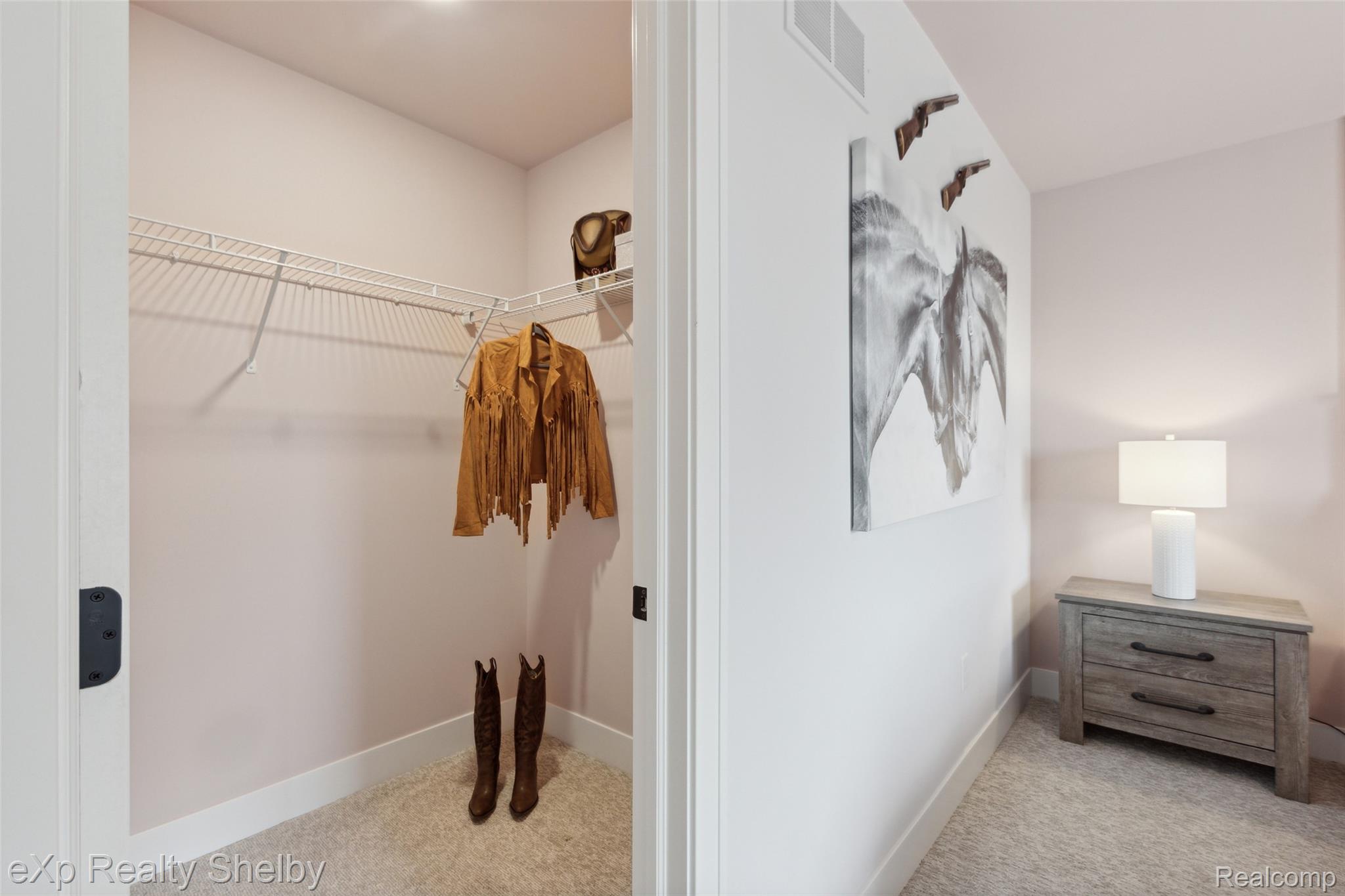 52000 Wellington Valley Drive