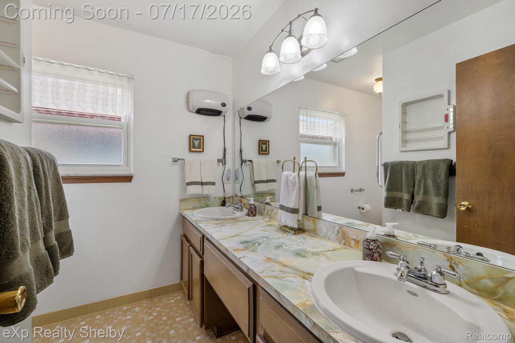15175 La Grande Plaza Unit: 32