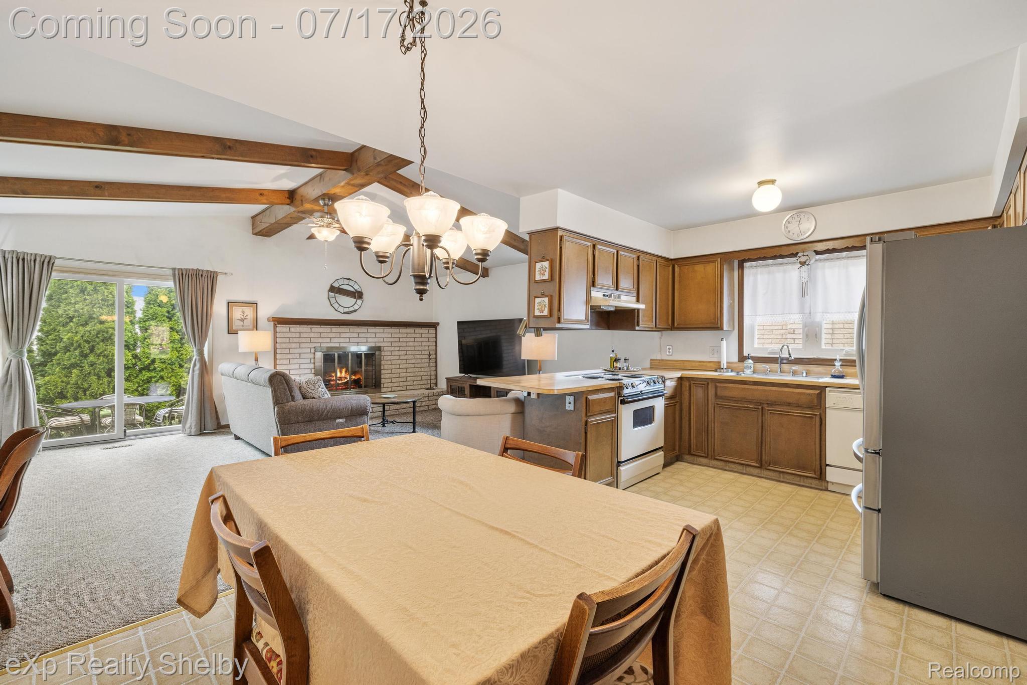 15175 La Grande Plaza Unit: 32