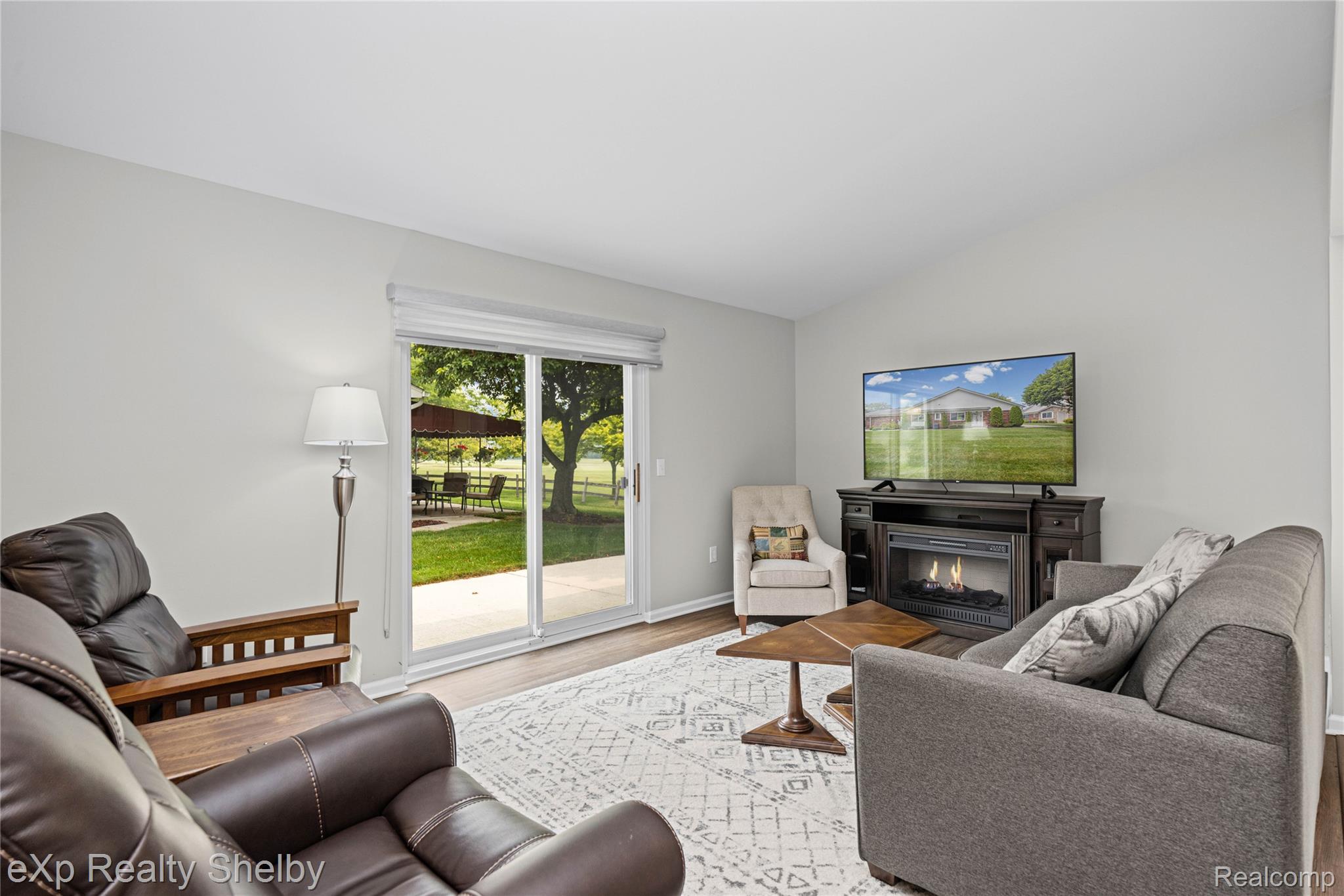 762 Country Club Drive Unit: 60