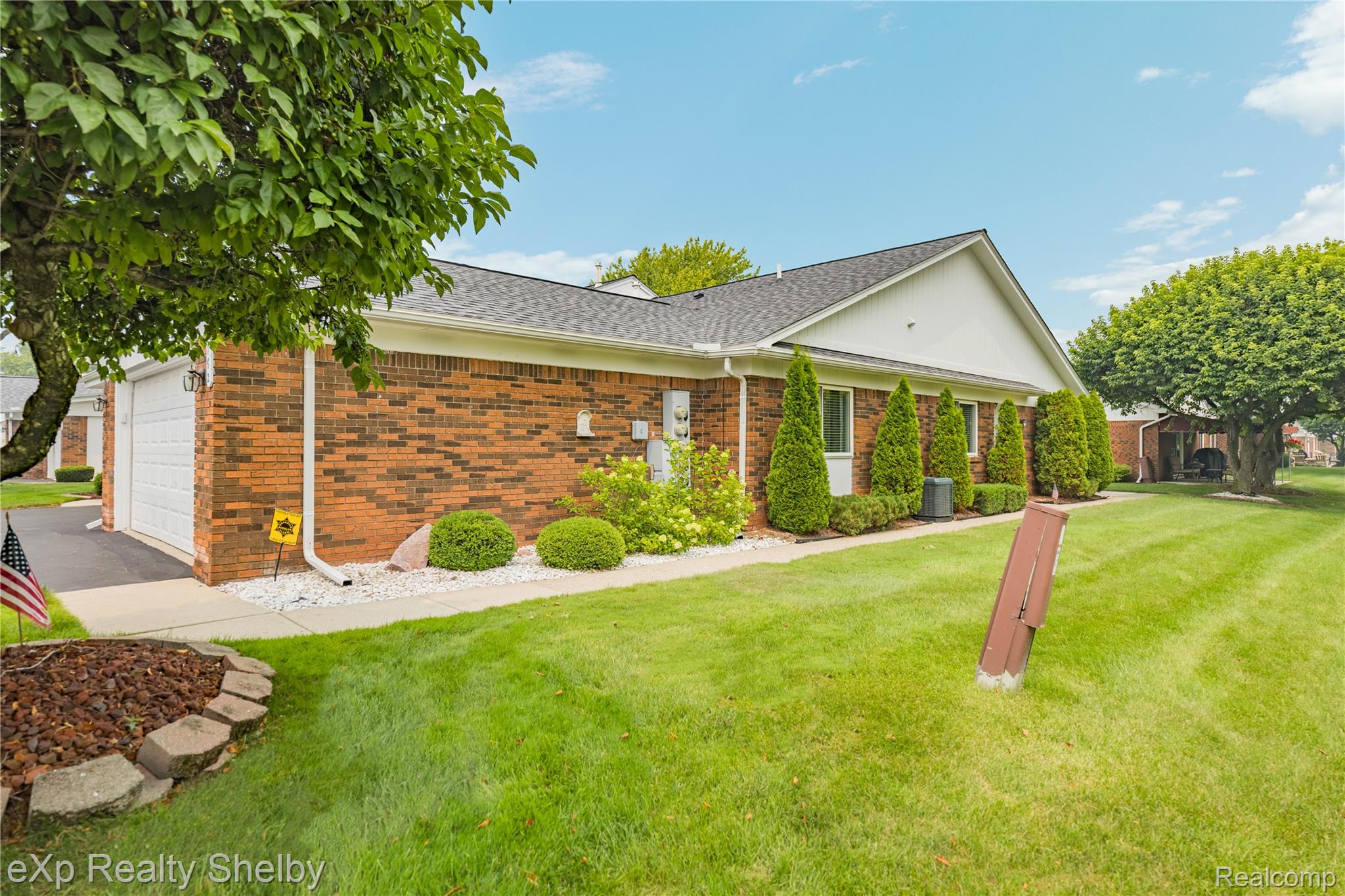 762 Country Club Drive Unit: 60