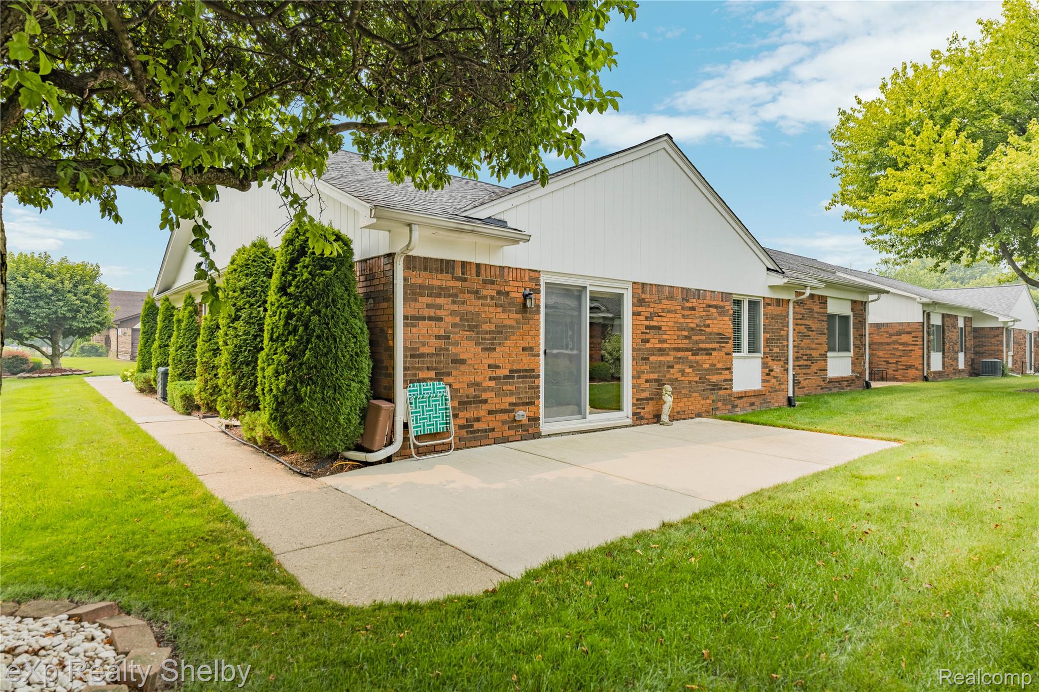 762 Country Club Drive Unit: 60