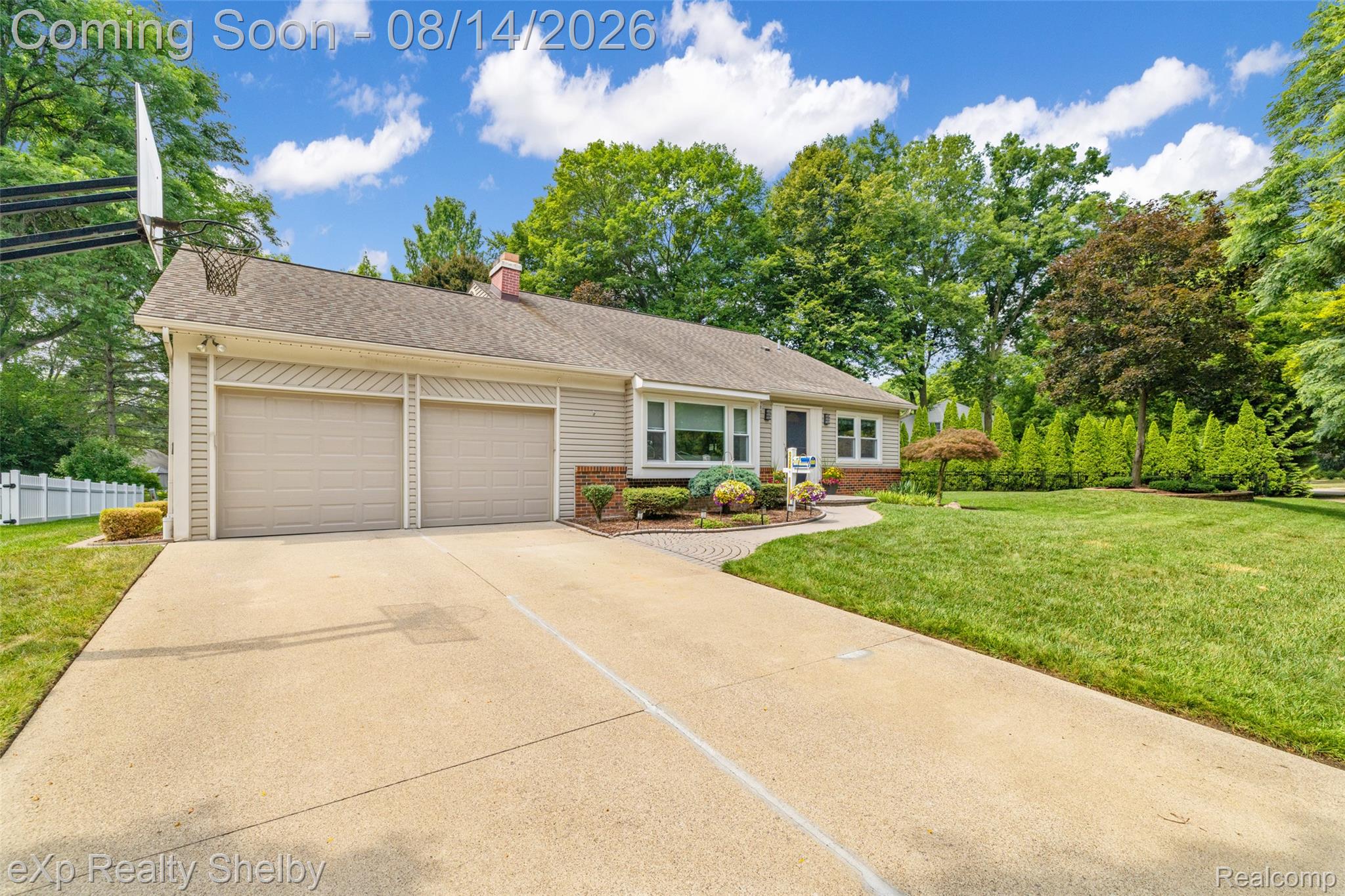2460 Waltham Drive